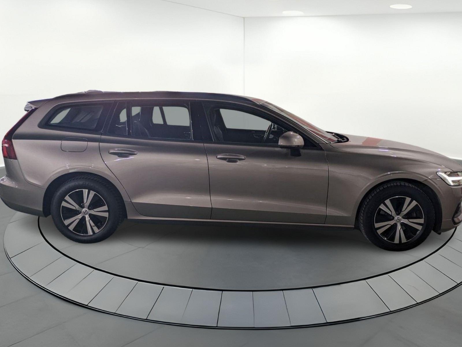 VOLVO V60 2.0 D3 BUSINESS GEARTRONIC AUT 3 