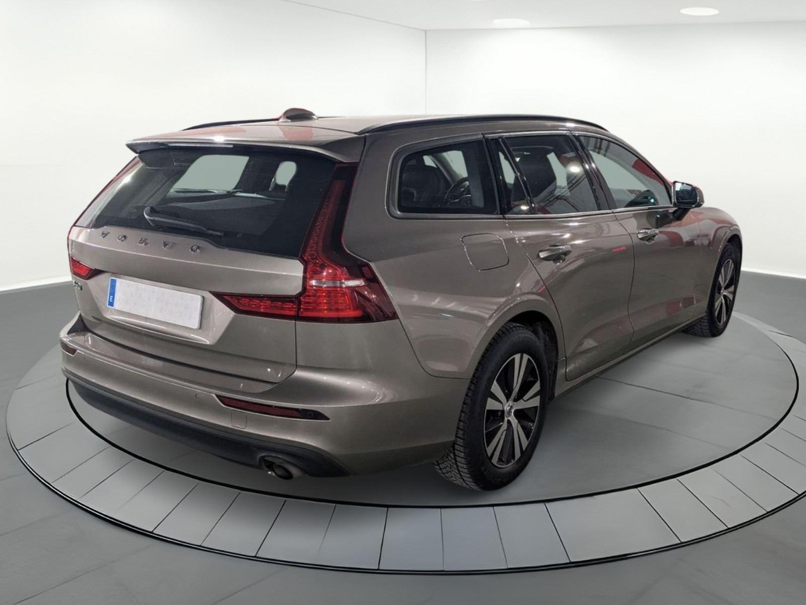 VOLVO V60 2.0 D3 BUSINESS GEARTRONIC AUT 4 