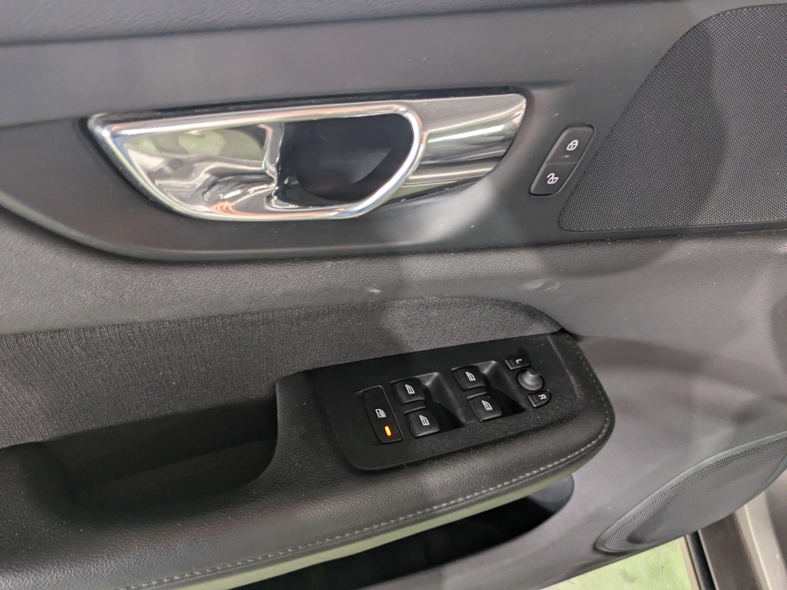 VOLVO V60 2.0 D3 BUSINESS GEARTRONIC AUT 10 
