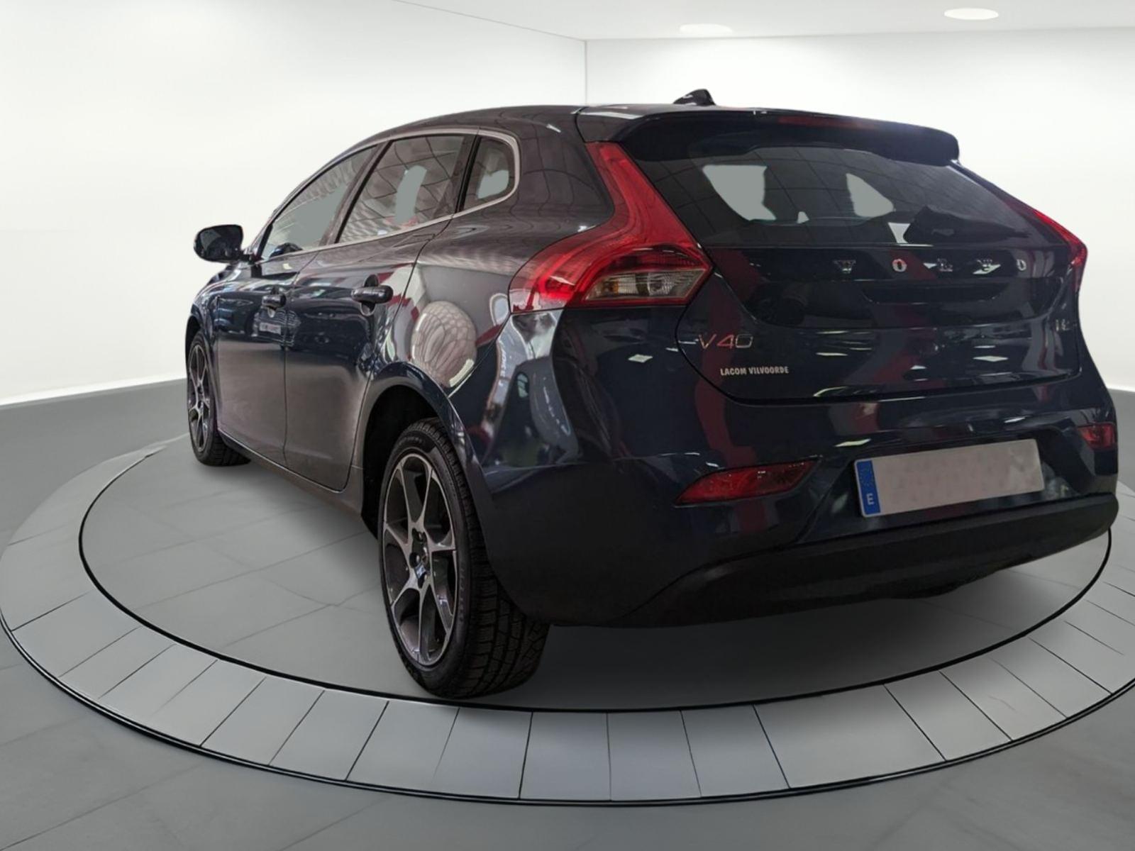 VOLVO V40 2.0 D2 OCEAN RACE 4 