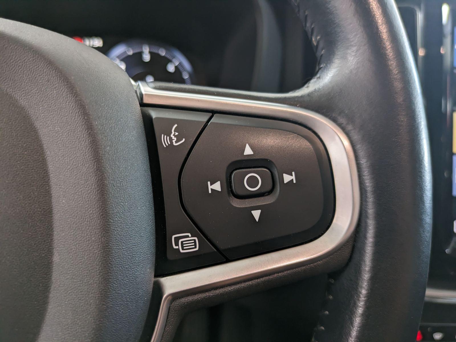 VOLVO XC60 2.0 D4 MOMENTUM GEAR.ADBLUE (E) 14 
