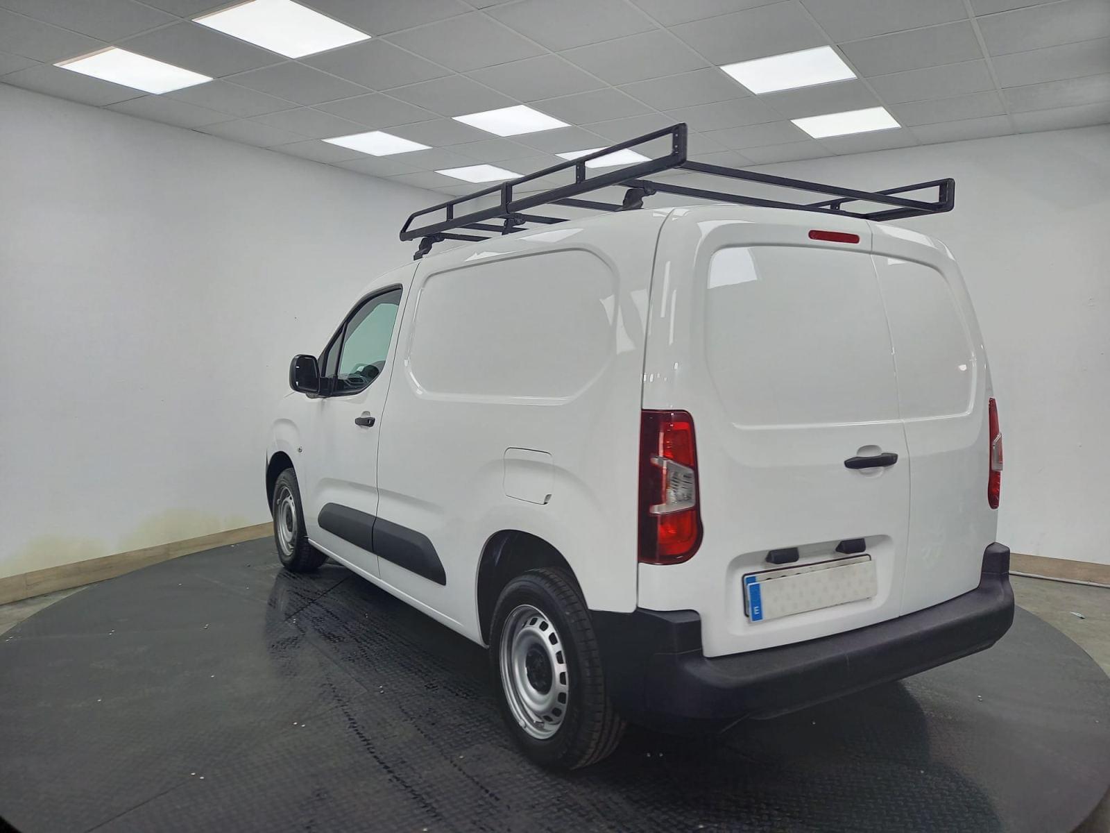 PEUGEOT PARTNER PRO STANDARD 600KG BLUE HDi 73 KW FURGÓN 6