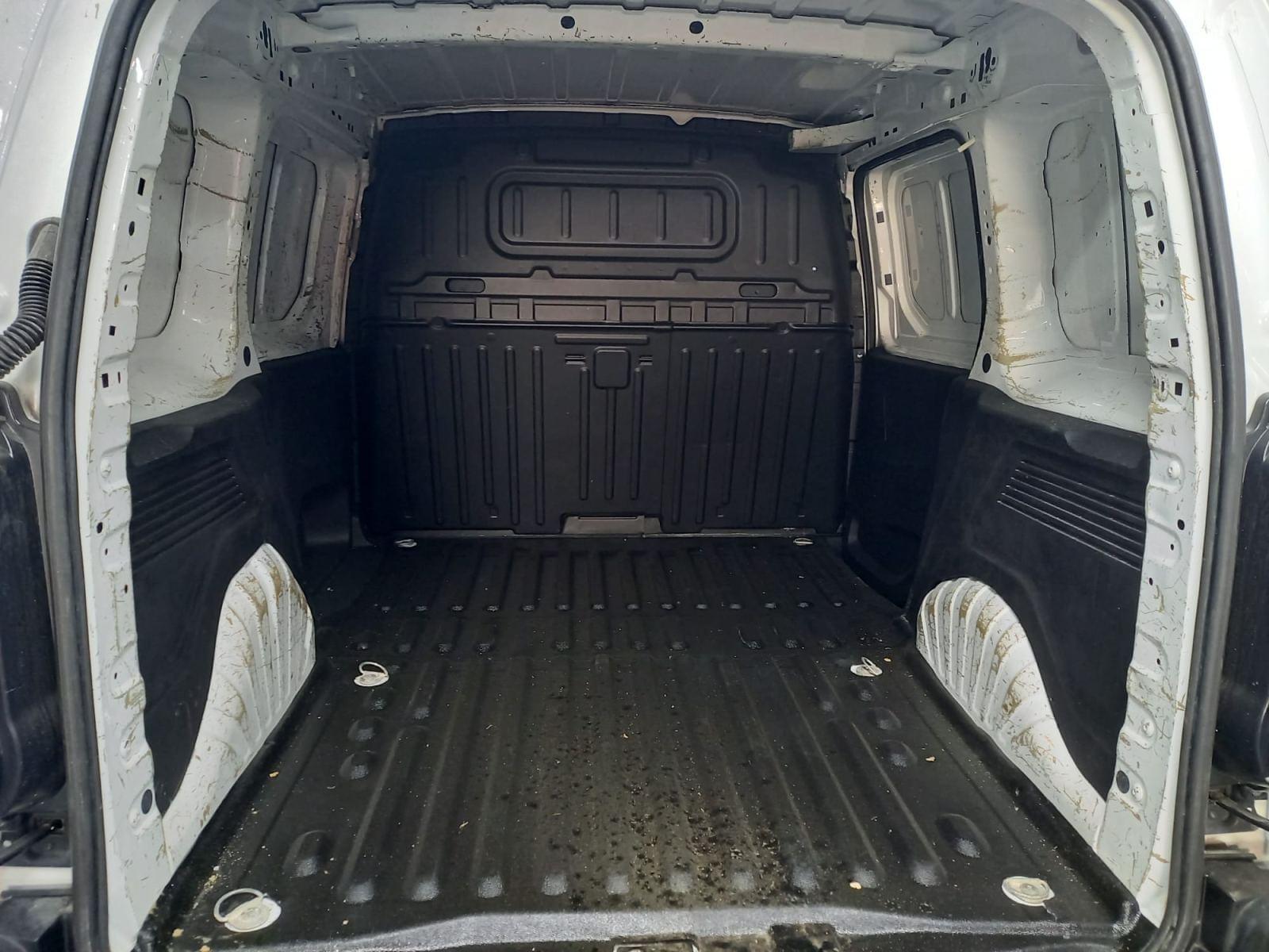 PEUGEOT PARTNER PRO STANDARD 600KG BLUE HDi 73 KW FURGÓN 19