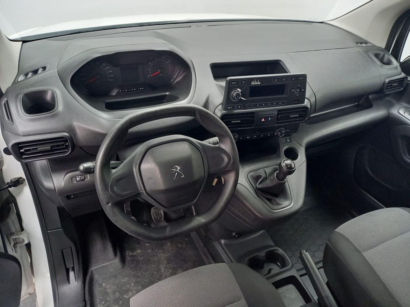 PEUGEOT PARTNER PRO STANDARD 600KG BLUE HDi 73 KW FURGÓN 21