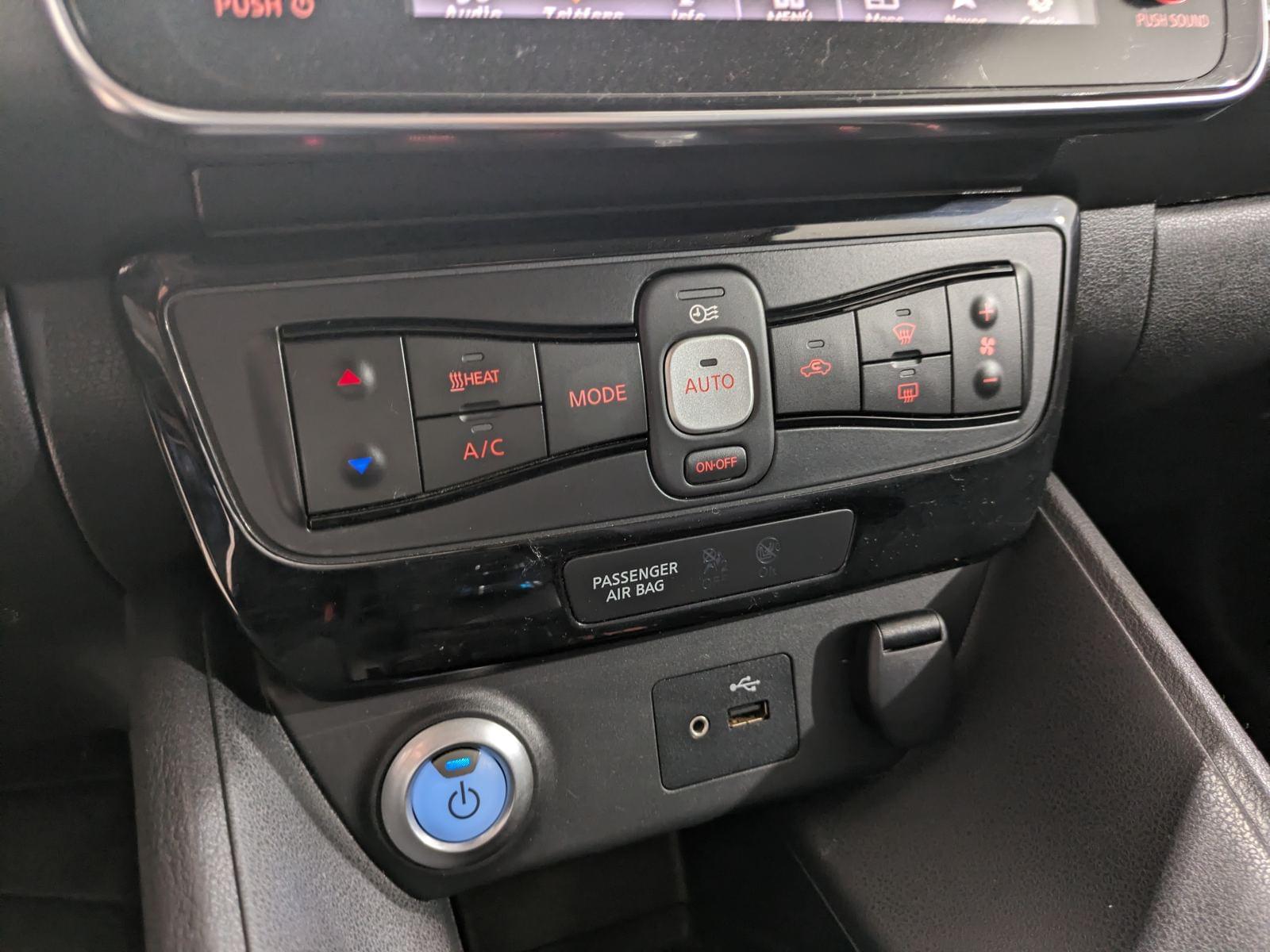 NISSAN LEAF 40 KWH ACENTA ACCESS 12 