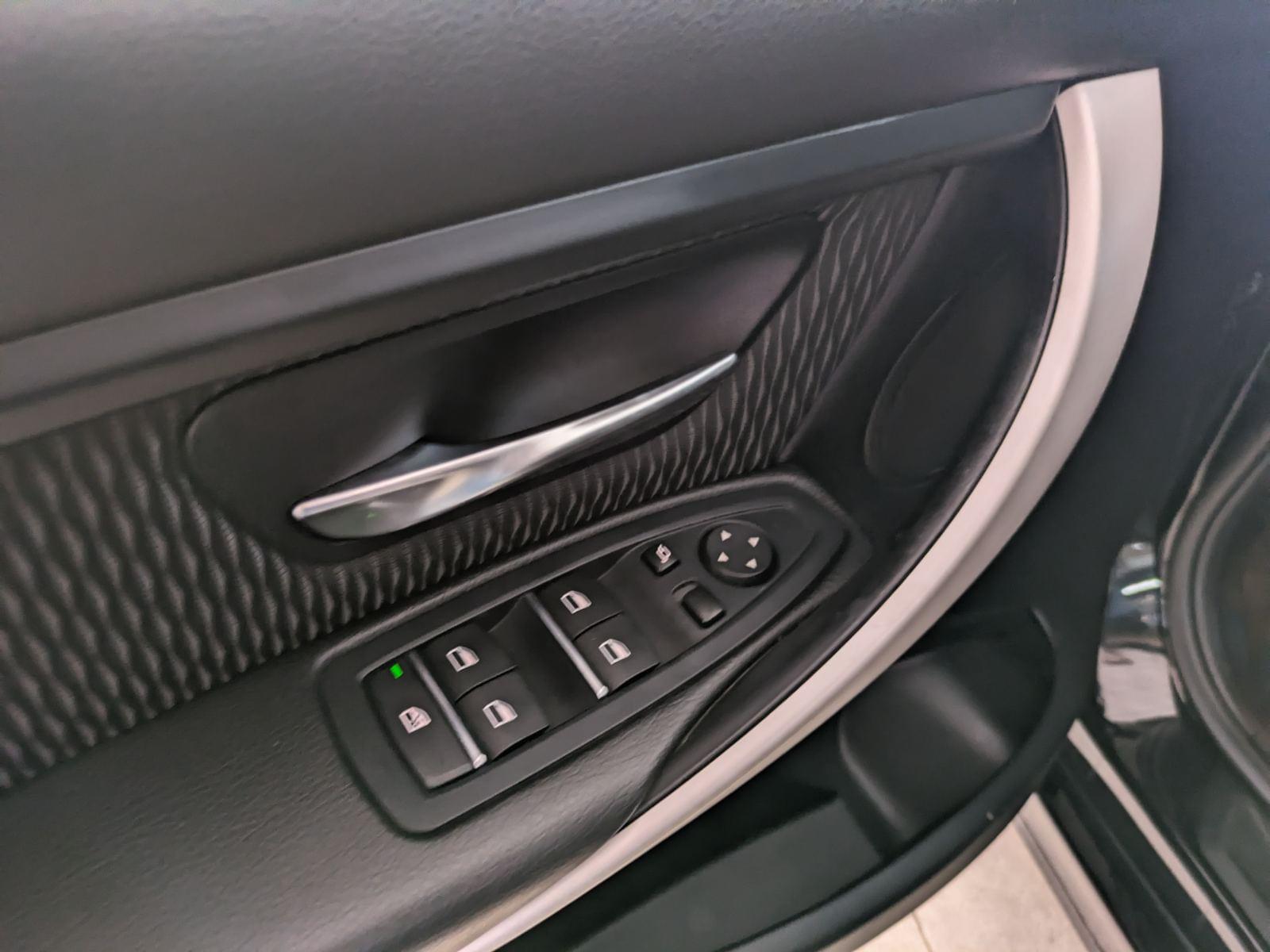 BMW SERIE 3 TOURING 318D 18 