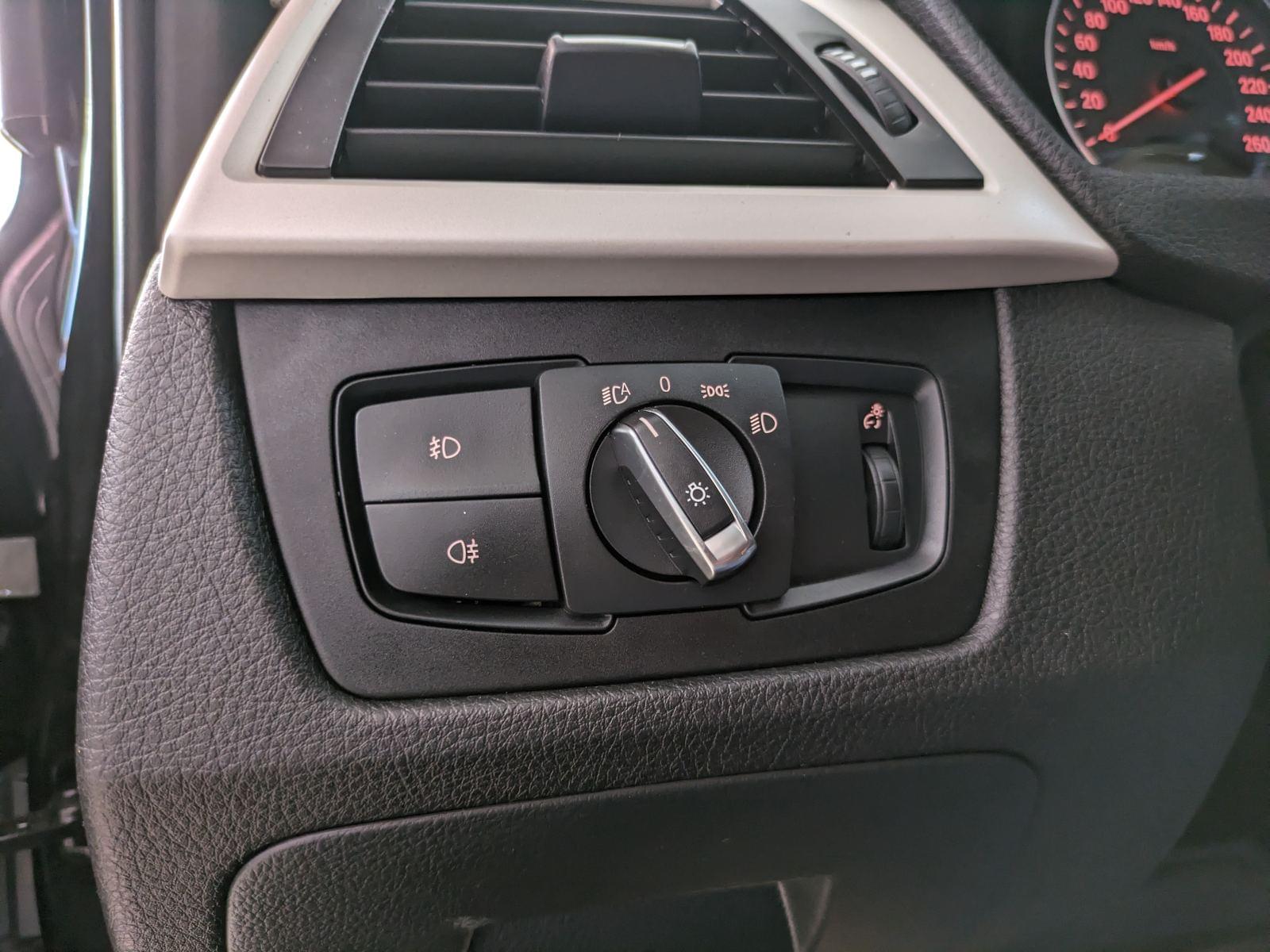 BMW SERIE 3 TOURING 318D 19 