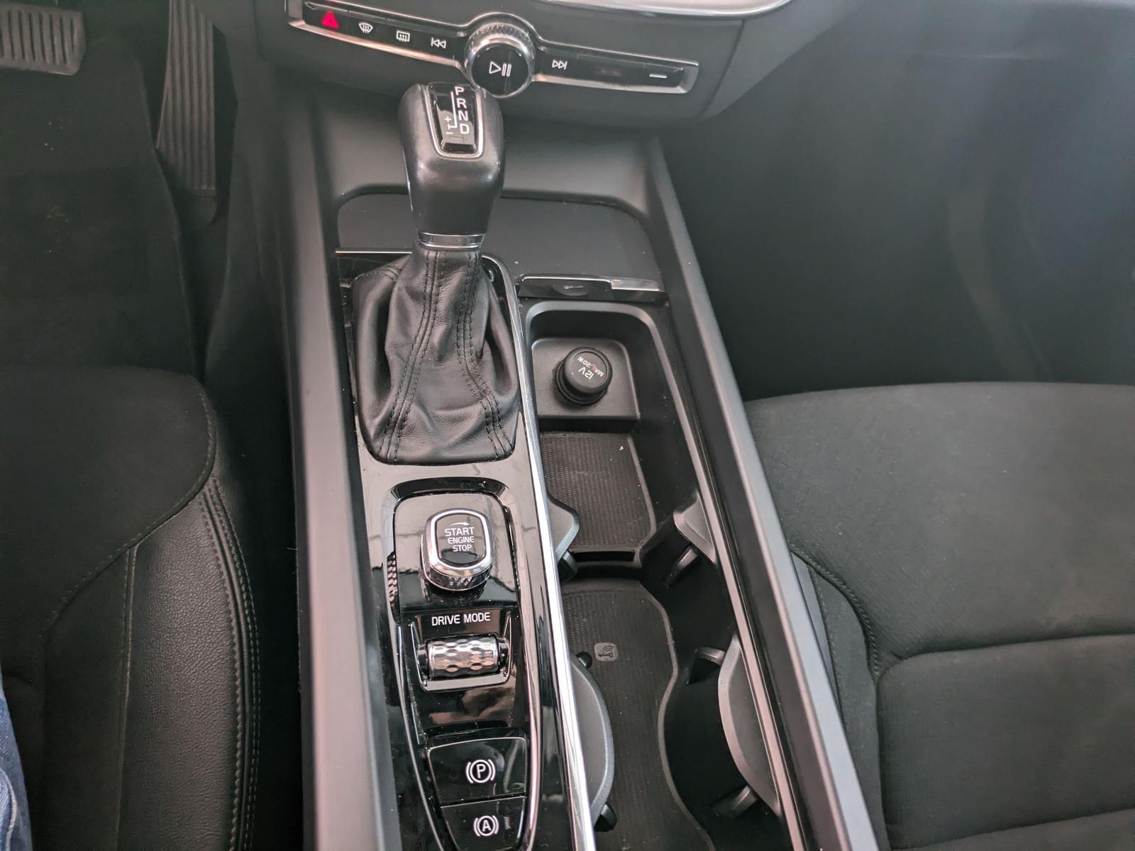 VOLVO XC60 2.0 D4 BUSINESS PLUS AUTO GEAR 21 