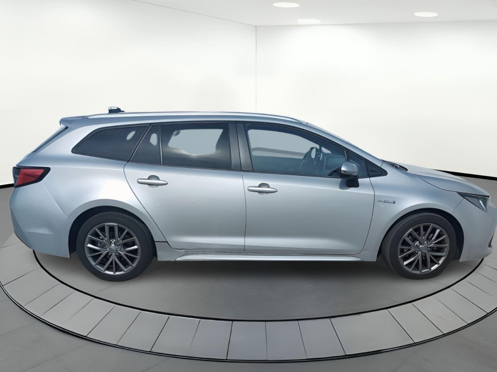 TOYOTA COROLLA 1.8 125H FEEL! E-CVT TOURING SPORT 2 