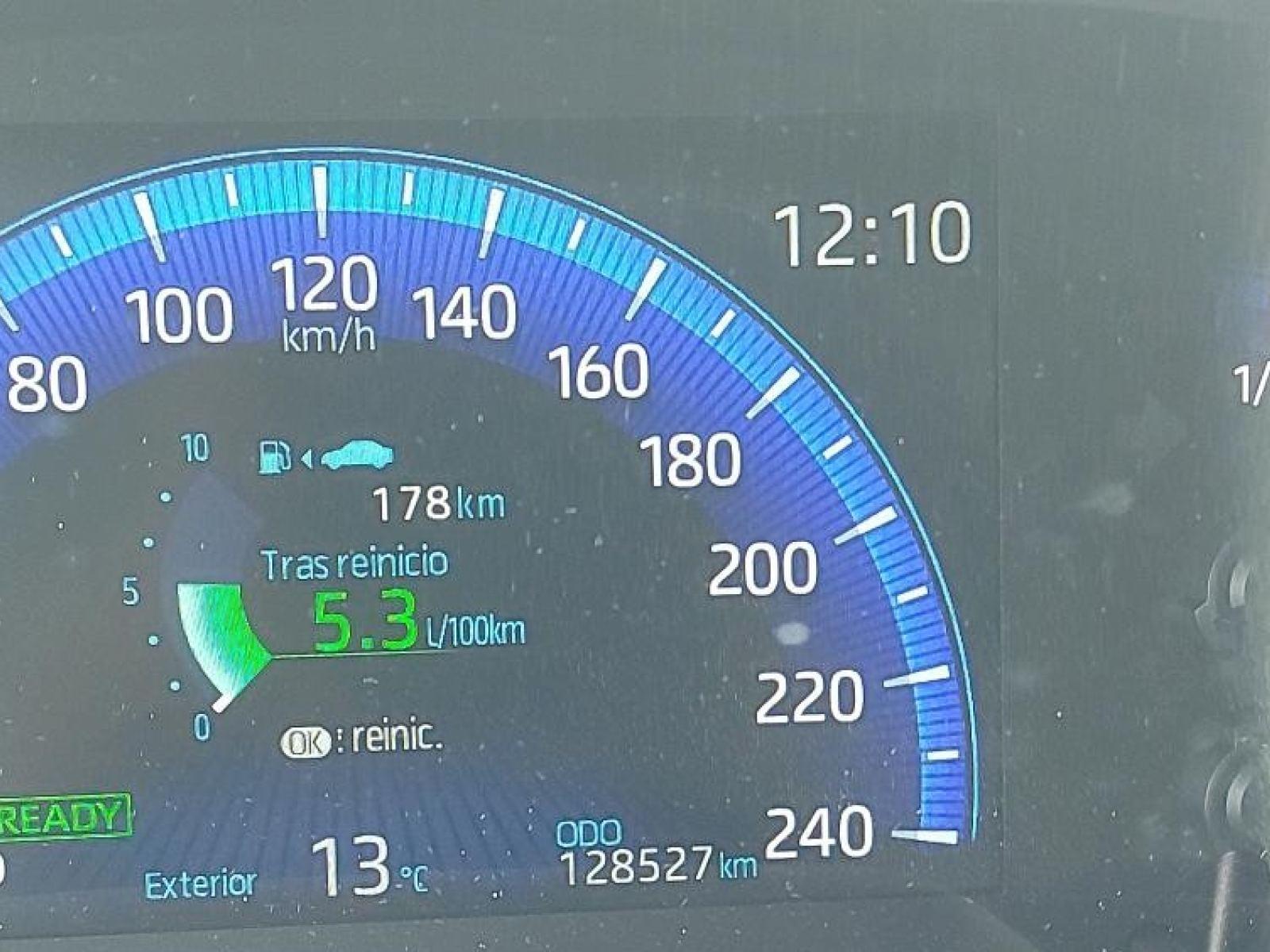 TOYOTA COROLLA 1.8 125H FEEL! E-CVT TOURING SPORT 4 