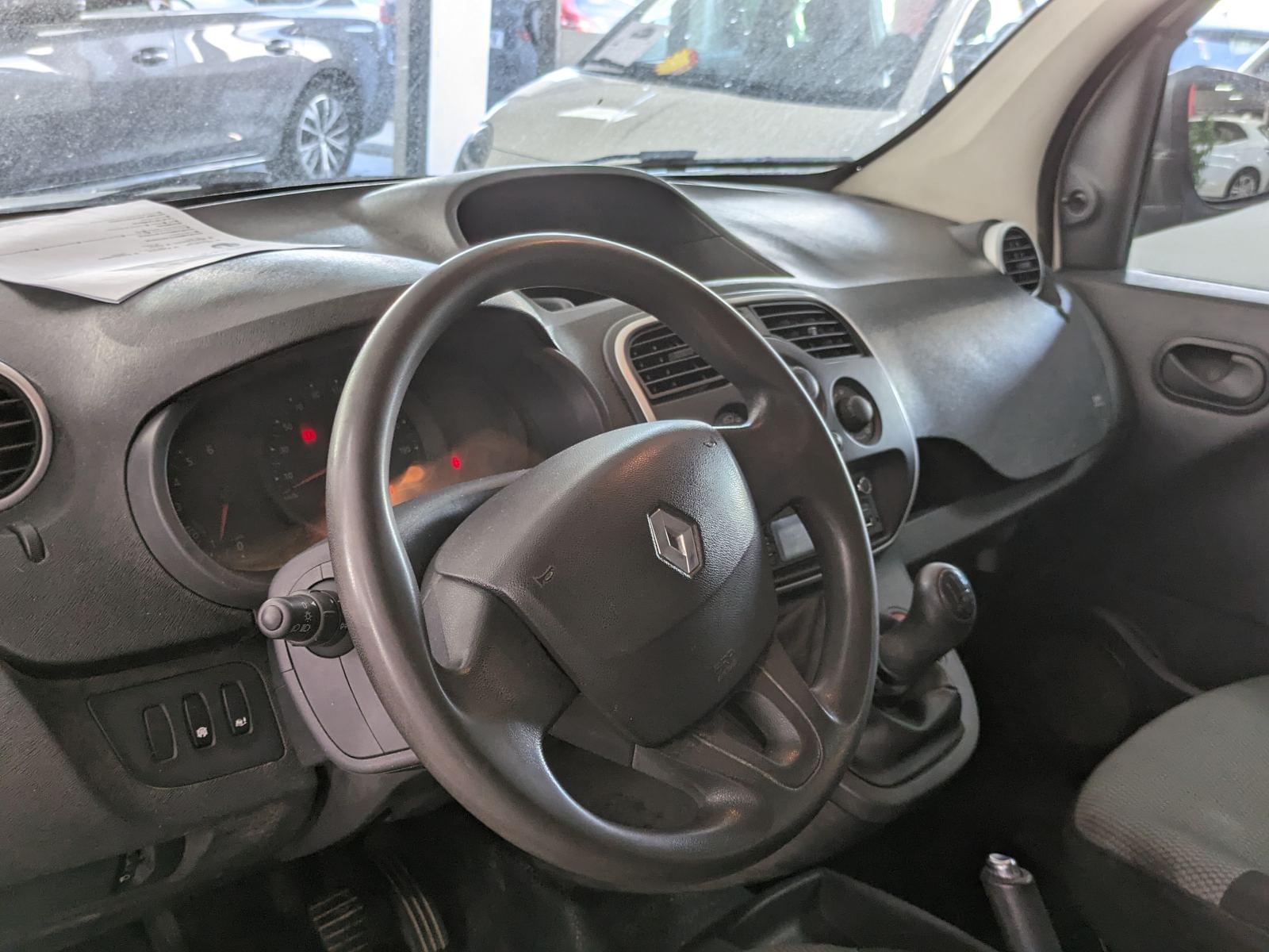 RENAULT KANGOO COMBI 1.5 DCI EN. PROF. M1-AF 55 KW 10 