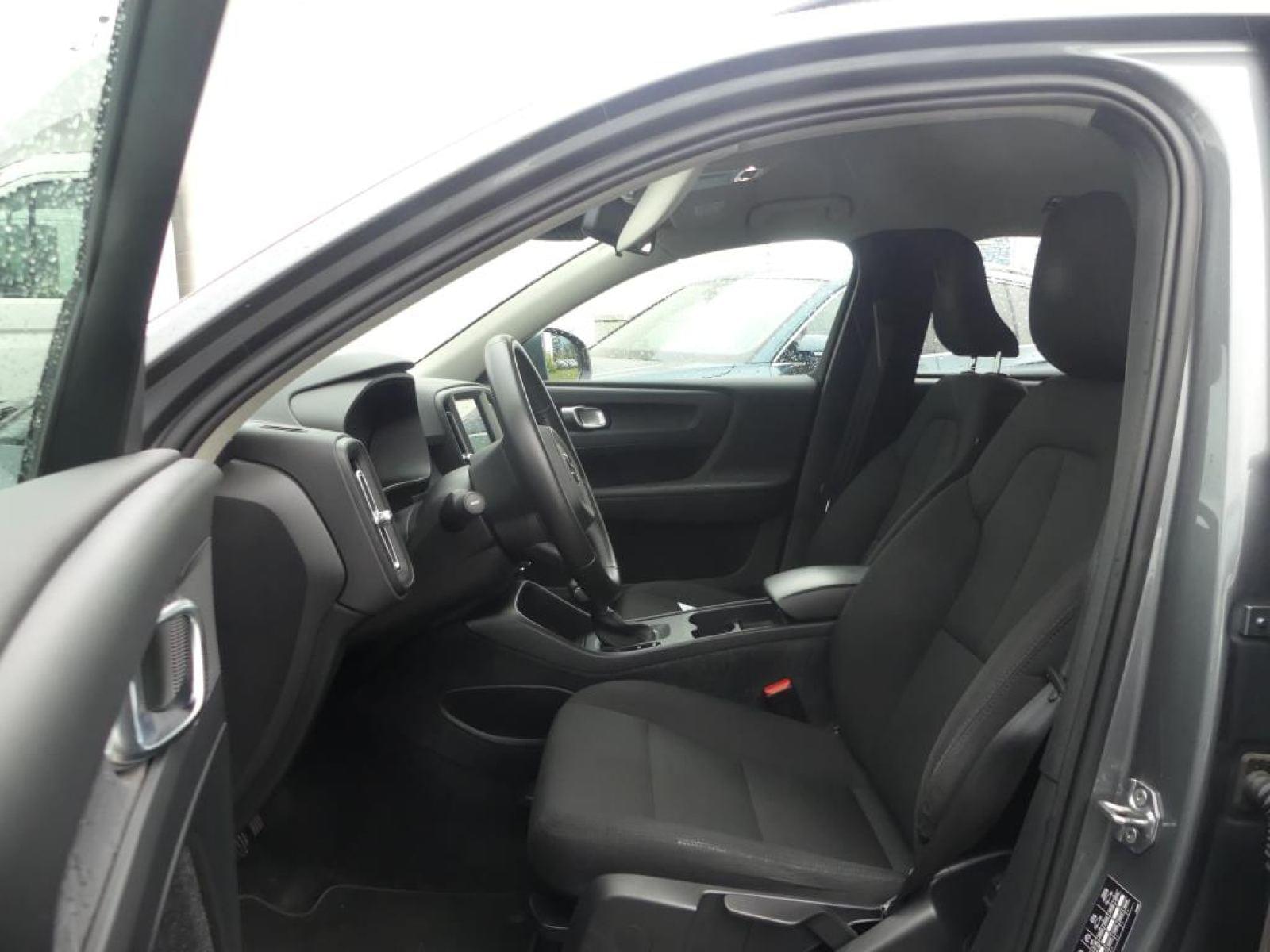 VOLVO XC40 2.0 D3 5 