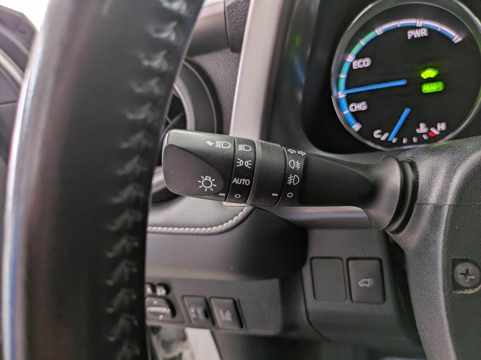 TOYOTA RAV4 2.5l HYBRID 4WD ADVANCE 15 