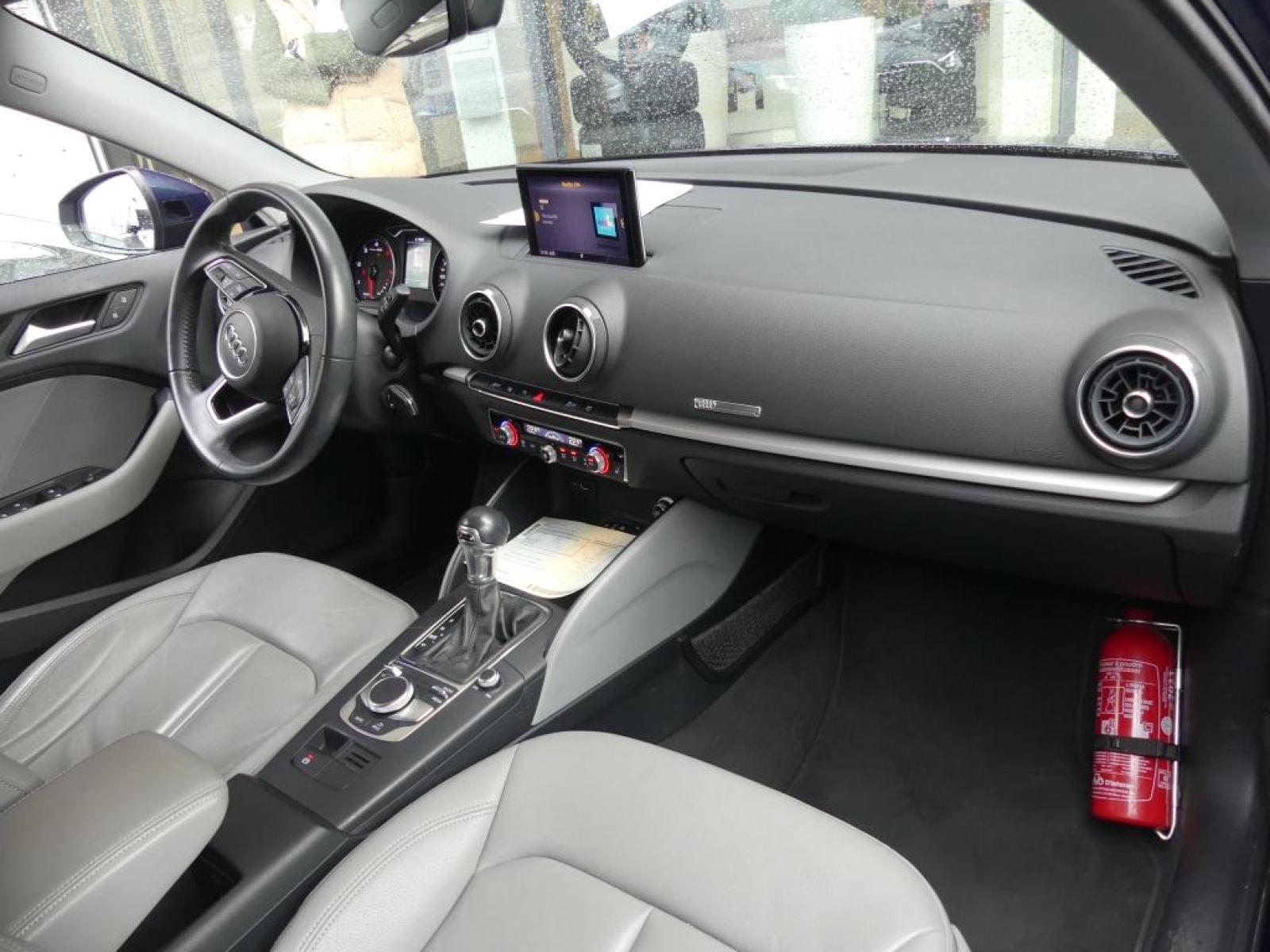 AUDI A3 SPORTBACK 1.6 TDI BUSINESS EDITION S TRO 2 