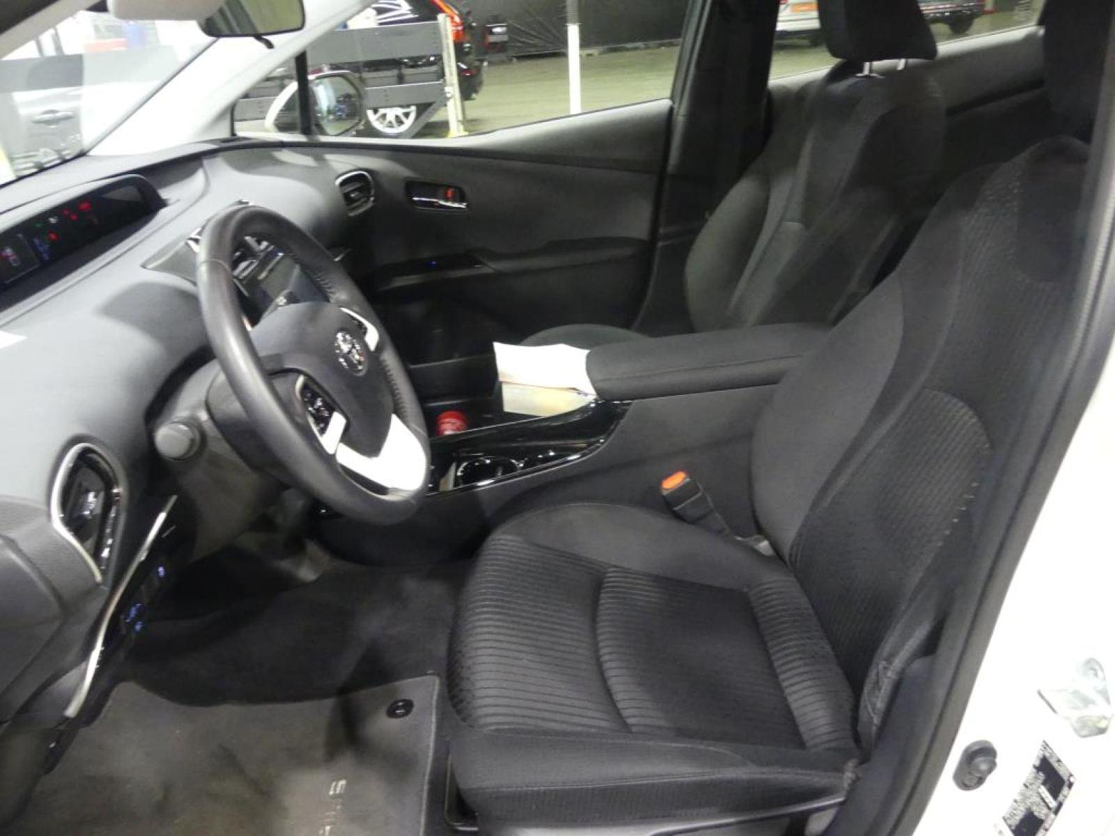 TOYOTA PRIUS 1.8I VVT-I HYBRID BUSINESS CVT 7 