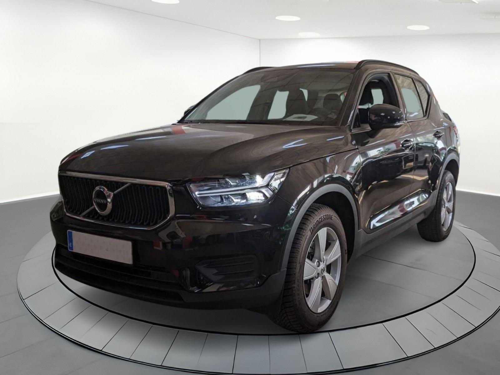 VOLVO XC40 2.0 D3 1 