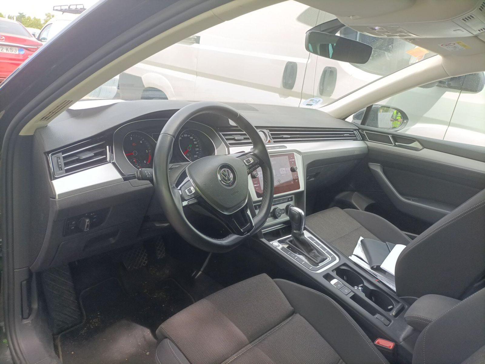 VOLKSWAGEN PASSAT ADVANCE 2.0 TDI 110KW(150CV) DSG VARIANT 8 