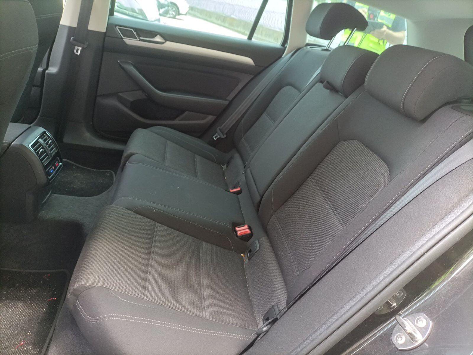 VOLKSWAGEN PASSAT ADVANCE 2.0 TDI 110KW(150CV) DSG VARIANT 10 