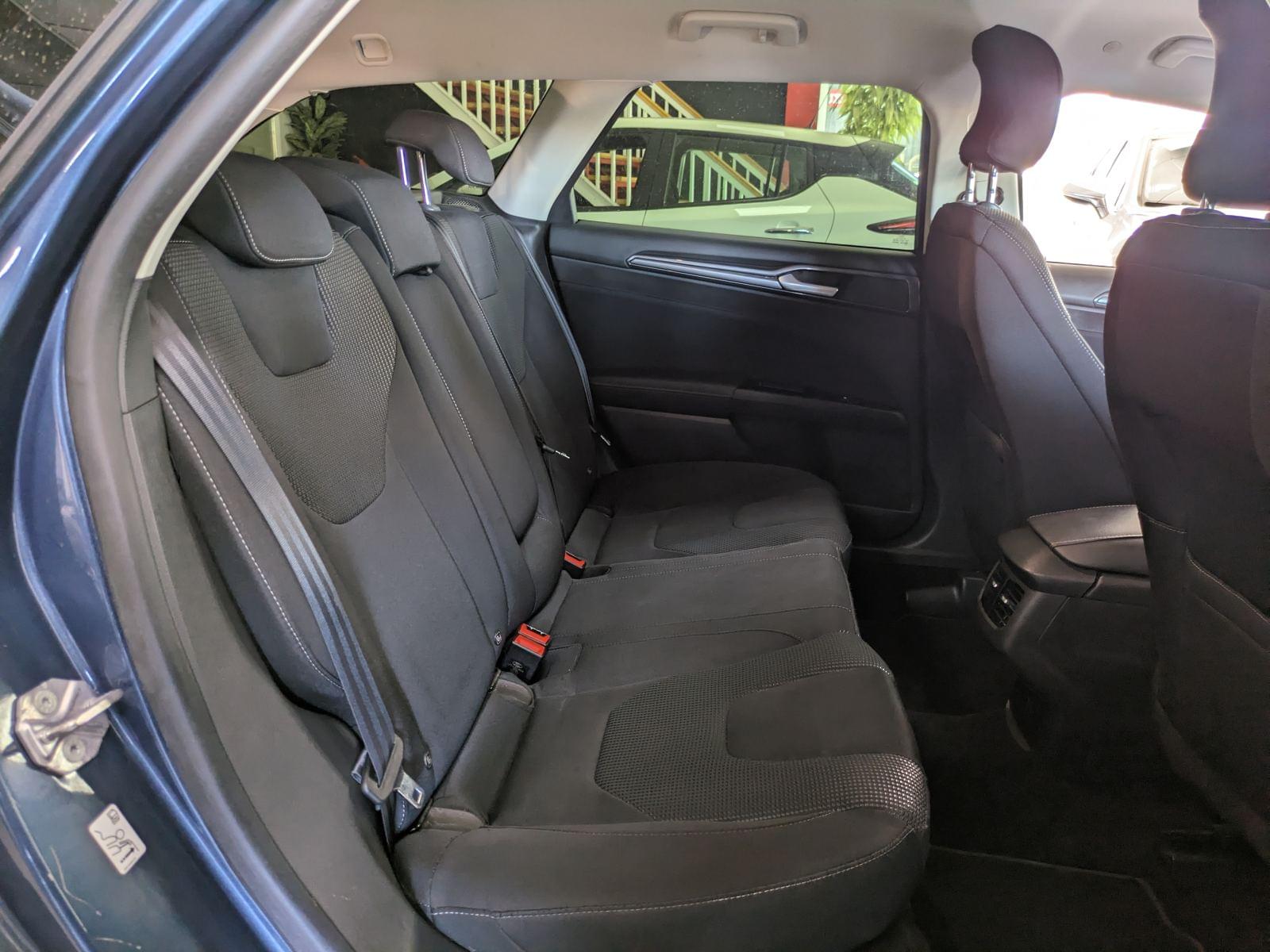 FORD MONDEO TURNIER TITANIUM BUSINESS HYBRID 2.0 140 9 