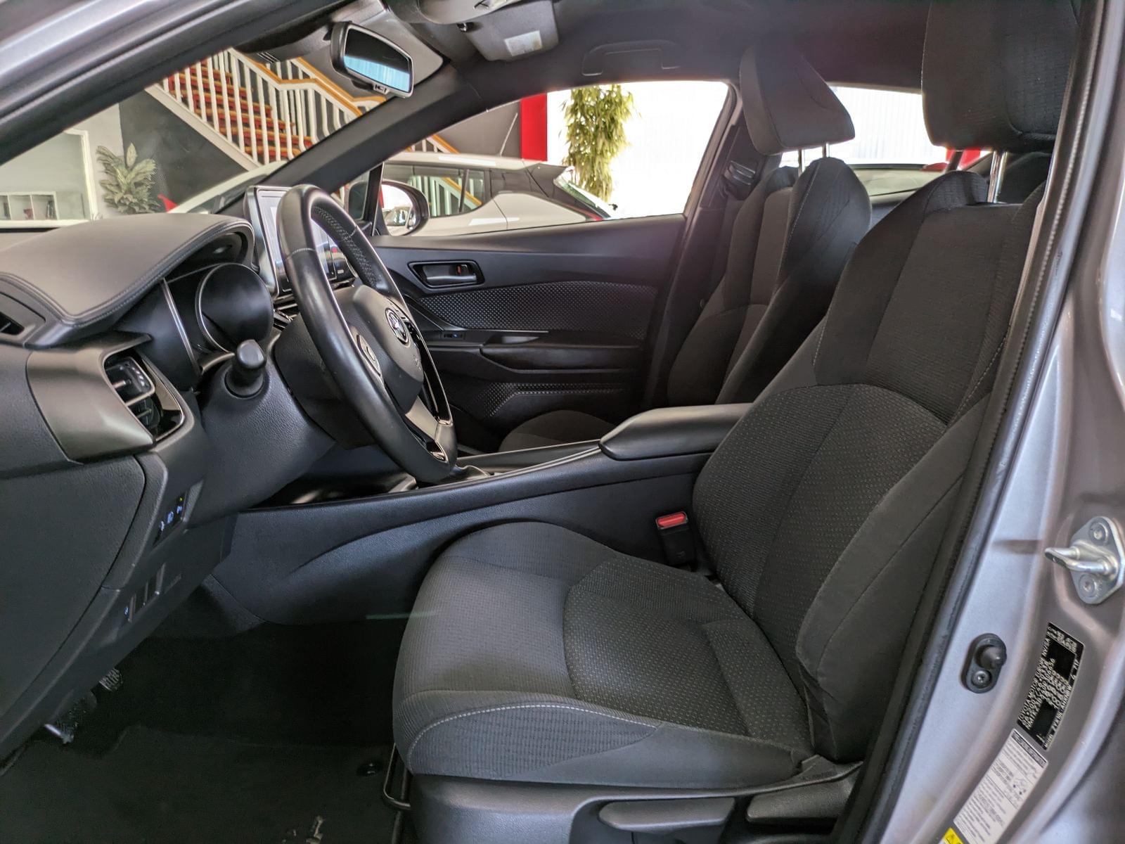 TOYOTA C-HR 1.8I VVT-I HYBRID C-BUS.PLUS E 7 