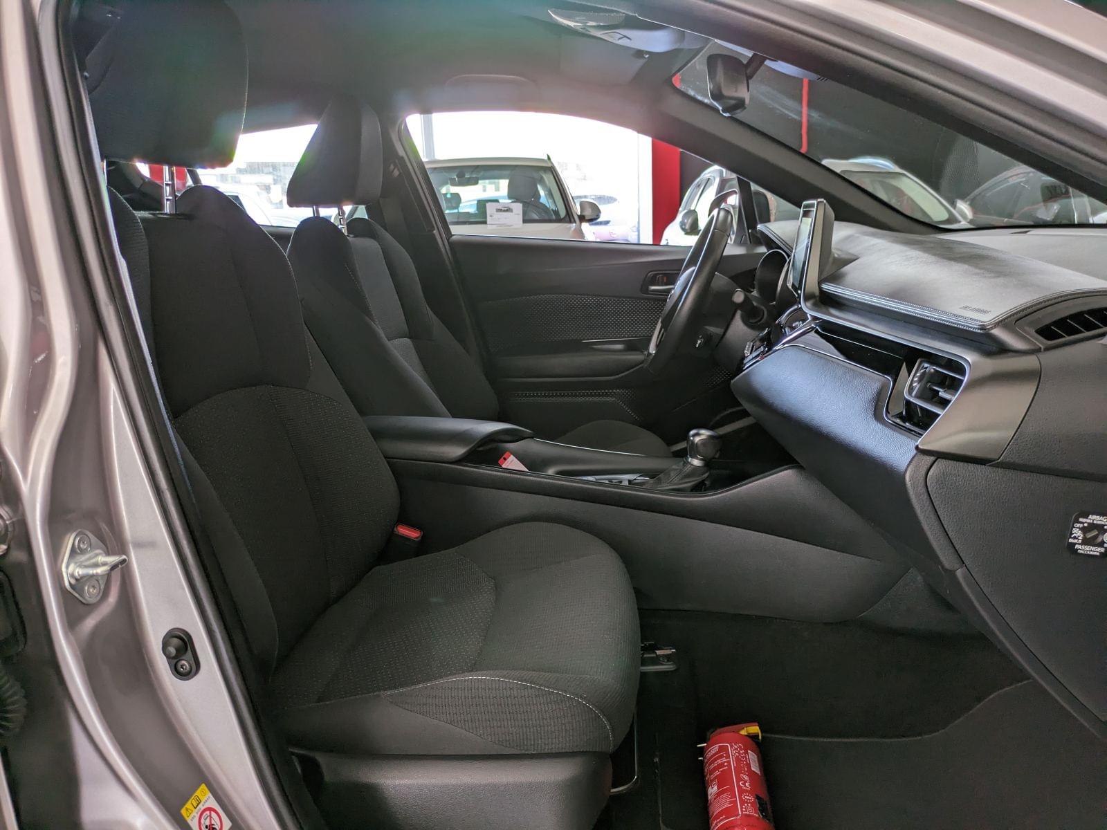 TOYOTA C-HR 1.8I VVT-I HYBRID C-BUS.PLUS E 8 