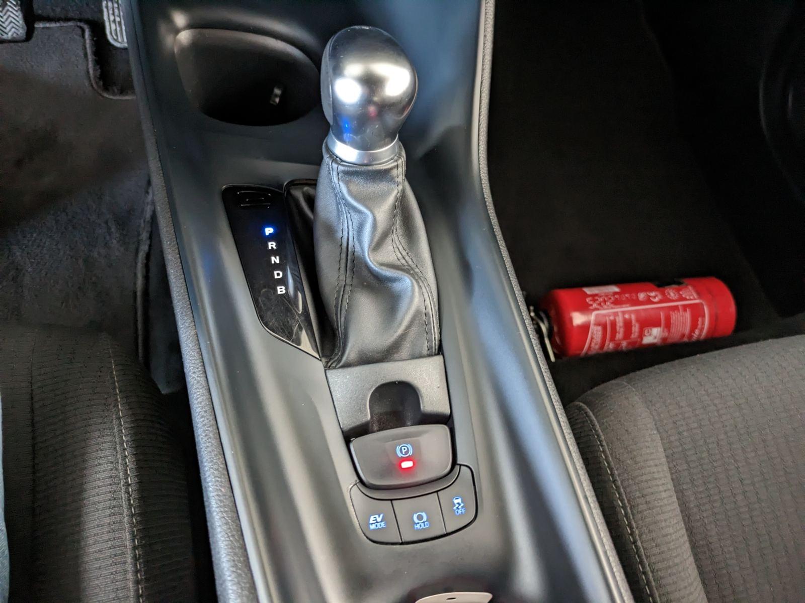 TOYOTA C-HR 1.8I VVT-I HYBRID C-BUS.PLUS E 21 