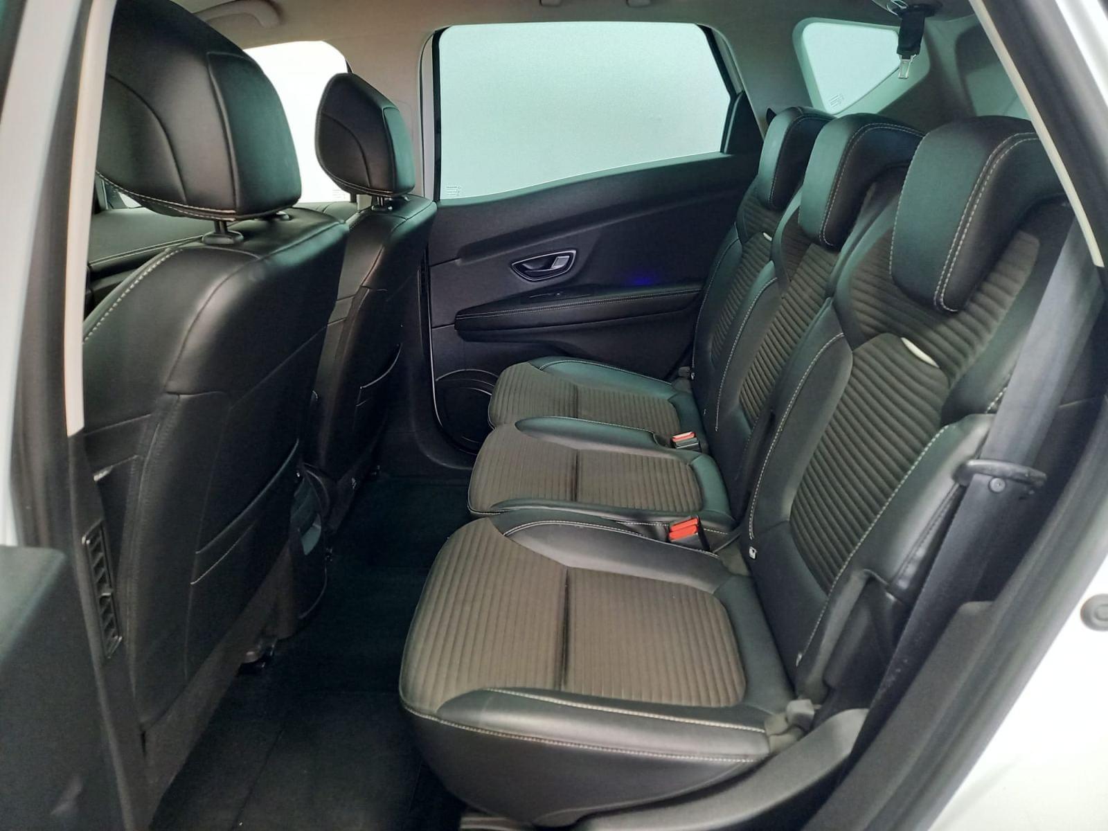 RENAULT SCéNIC 1.5 DCI ENERGY INTENS EDC AUT 27 