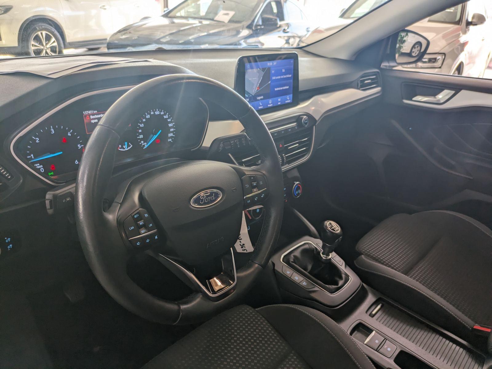 FORD FOCUS 1.5 ECOBLUE CONNECTED SPORTBREAK 11 