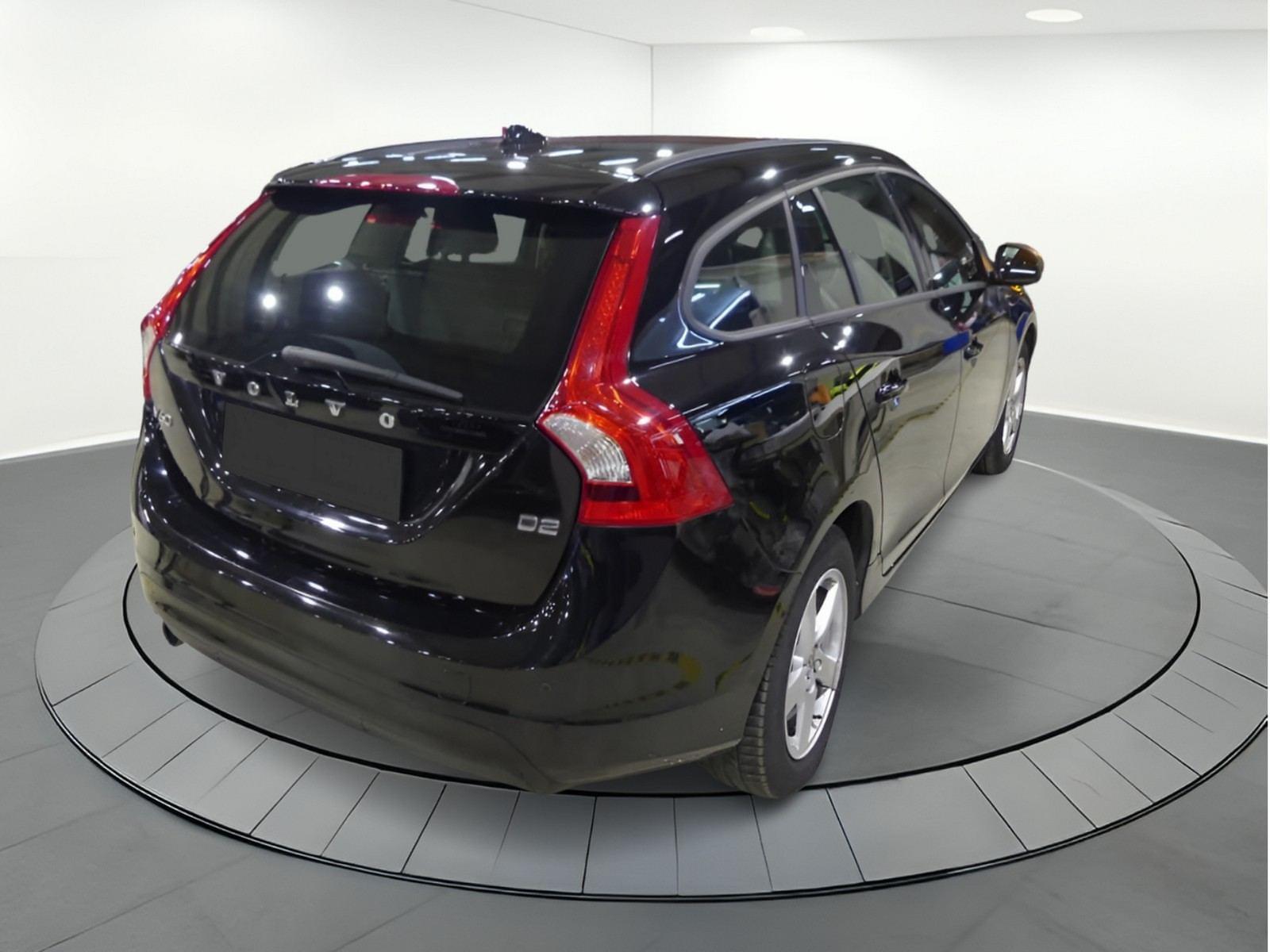 VOLVO V60 2.0 D2 ECO KINETIC GEARTRONIC 1 