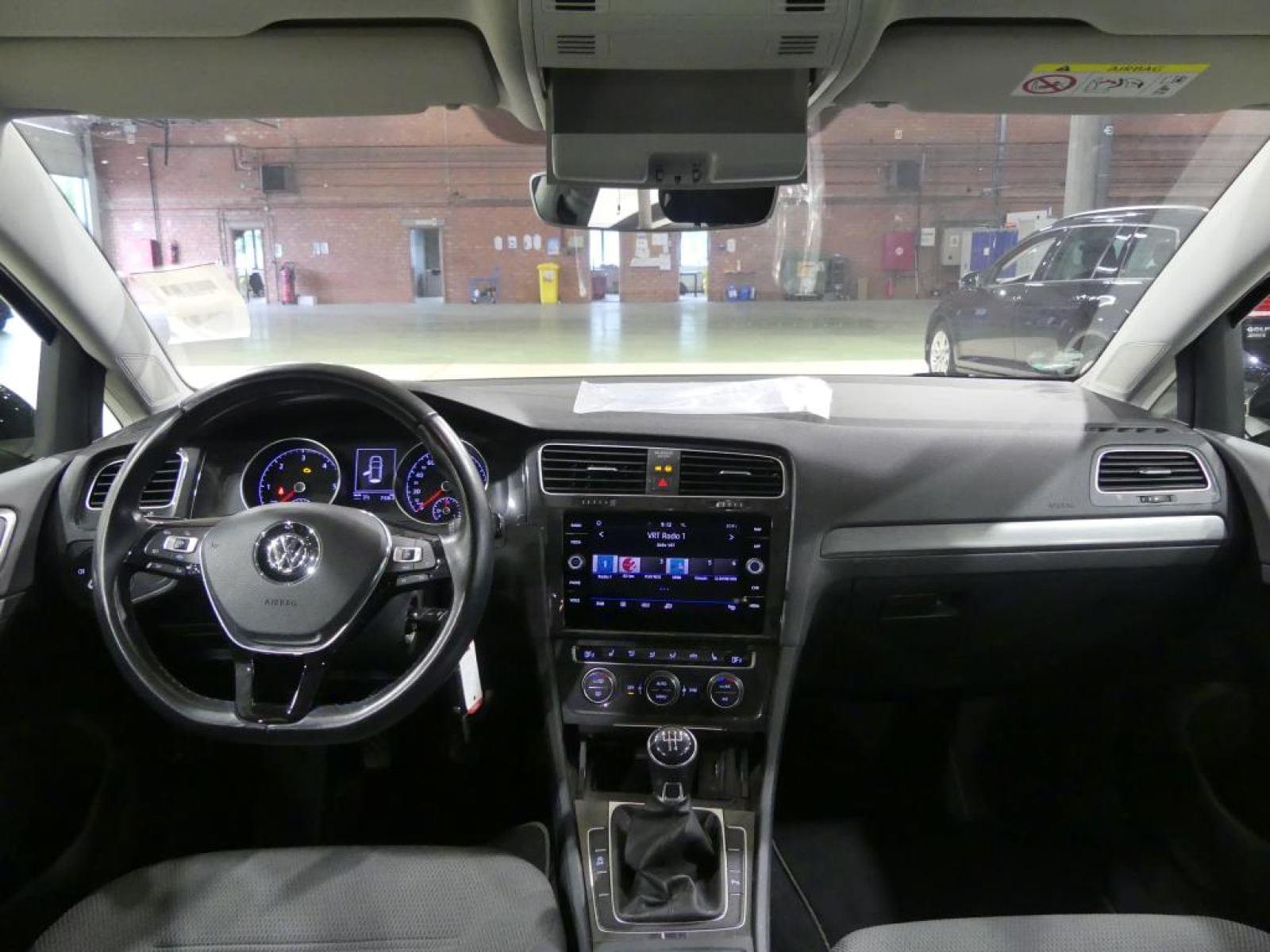 VOLKSWAGEN GOLF 1.6 SCR TDI COMFORTLINE (EU6.2) 4 