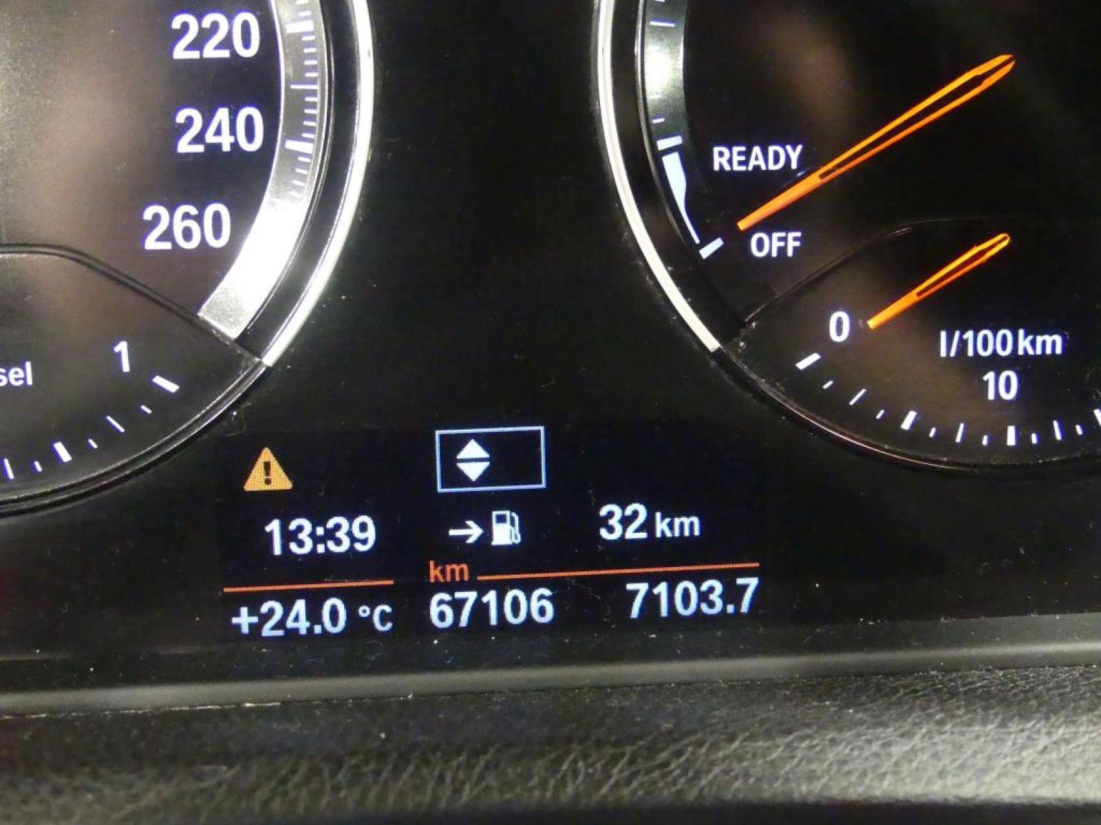 BMW SERIE 1 SPORTS HATCH 116 D JOY EDITION 3P 9 