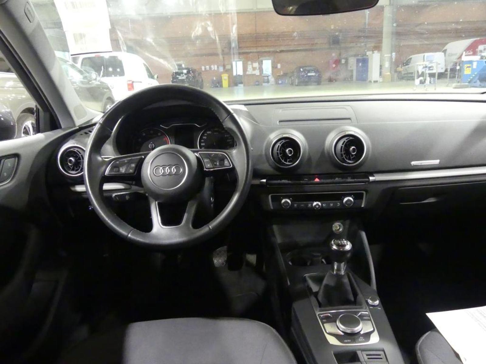 AUDI A3 SPORTBACK 30 TFSI (EU6D-TEMP) 4 