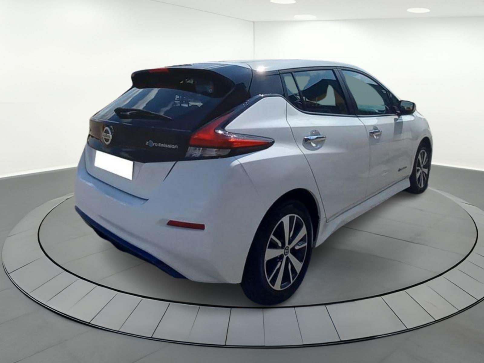 NISSAN LEAF ACENTA 40KWH 4 