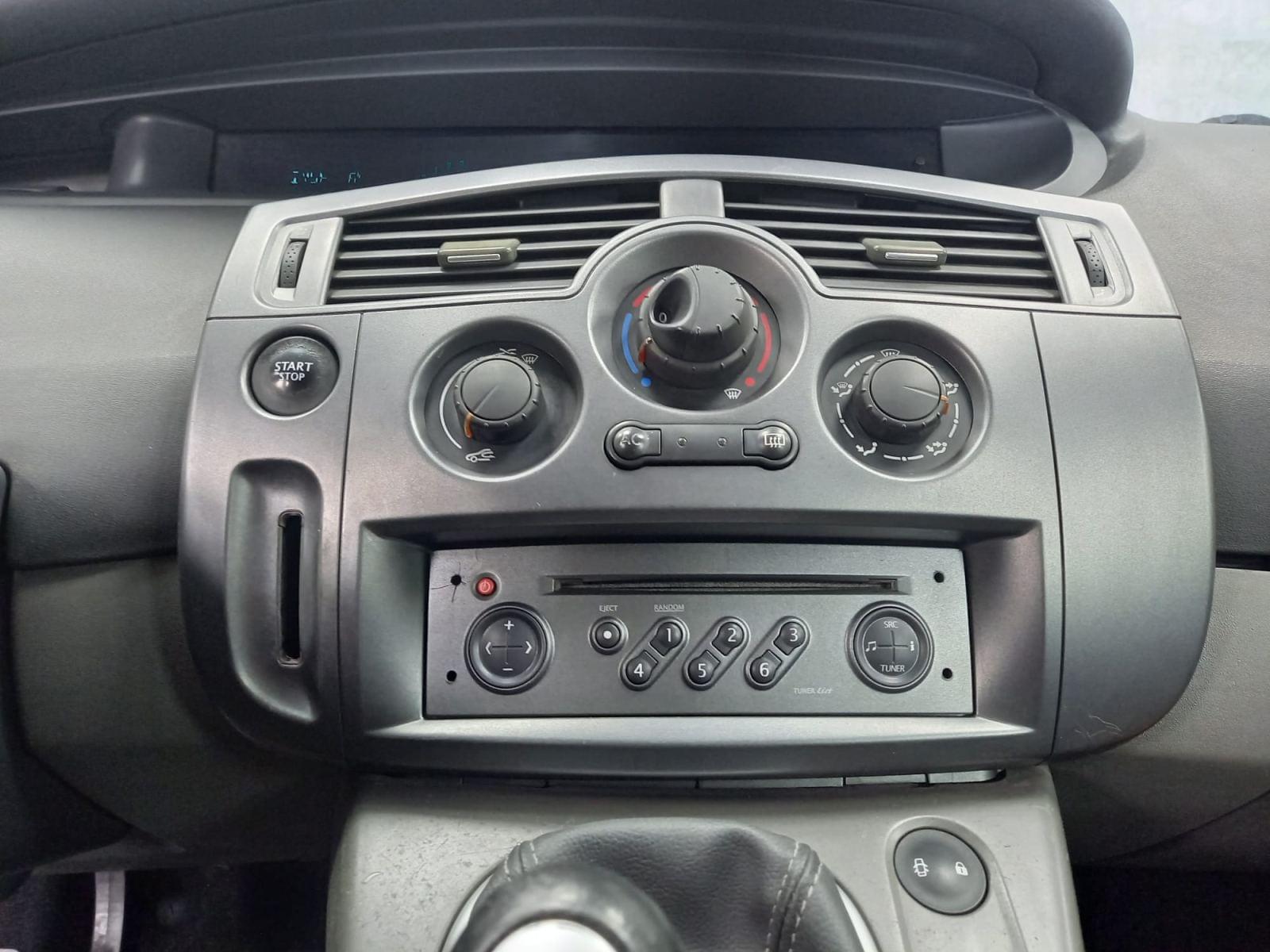 RENAULT SCéNIC 1.5 DCI 20