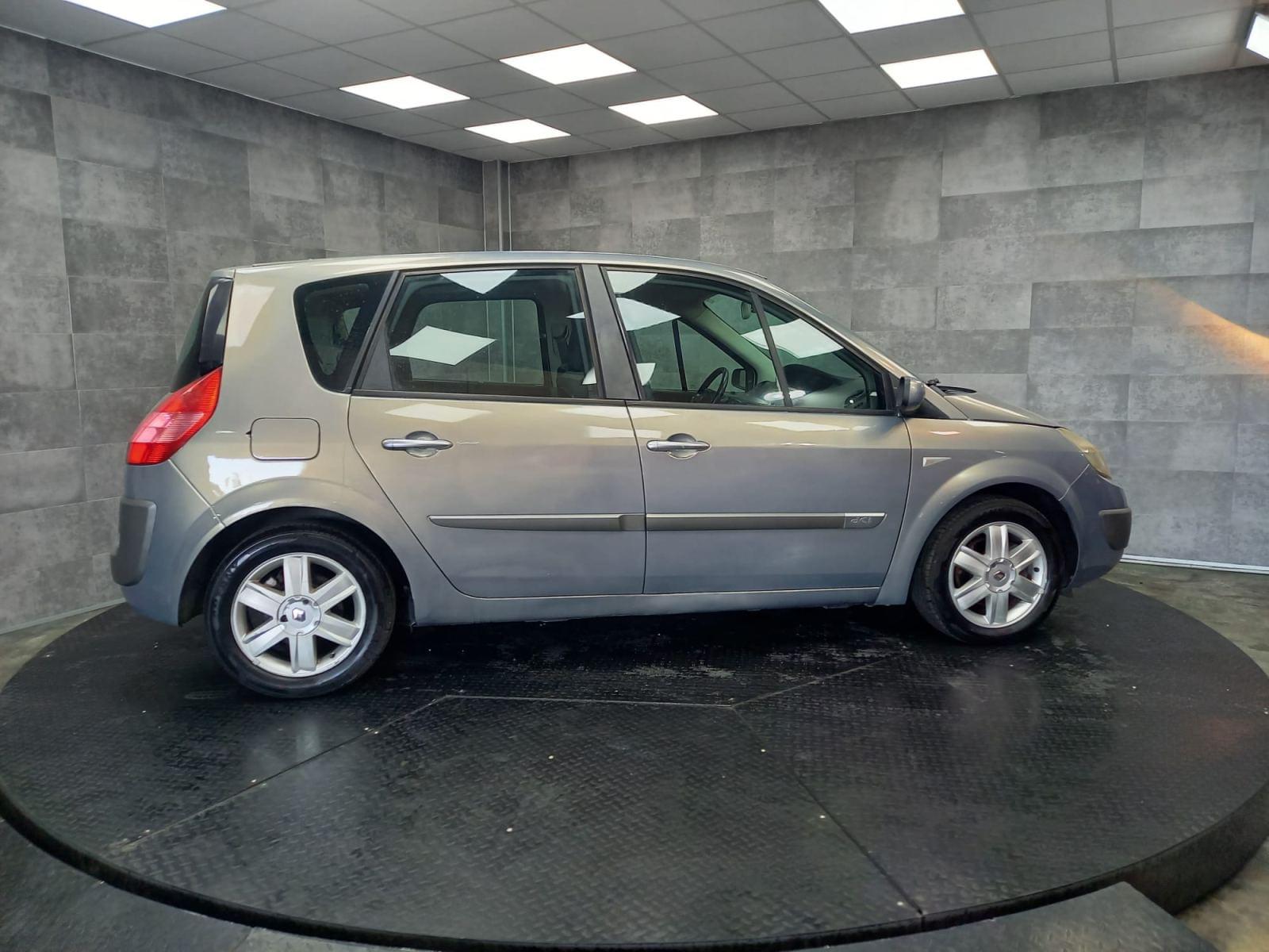 RENAULT SCéNIC 1.5 DCI 5