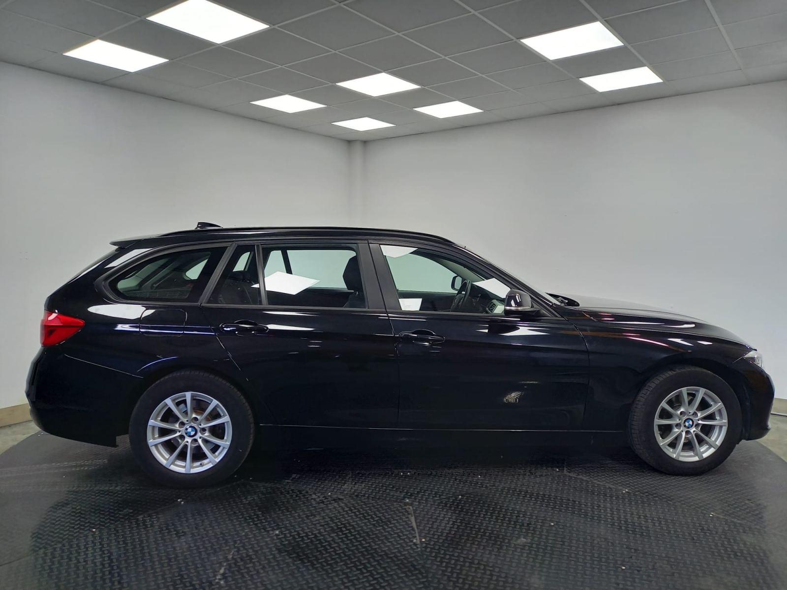 BMW SERIE 3 REEKS TOURING 318D (100 KW) 5D 3