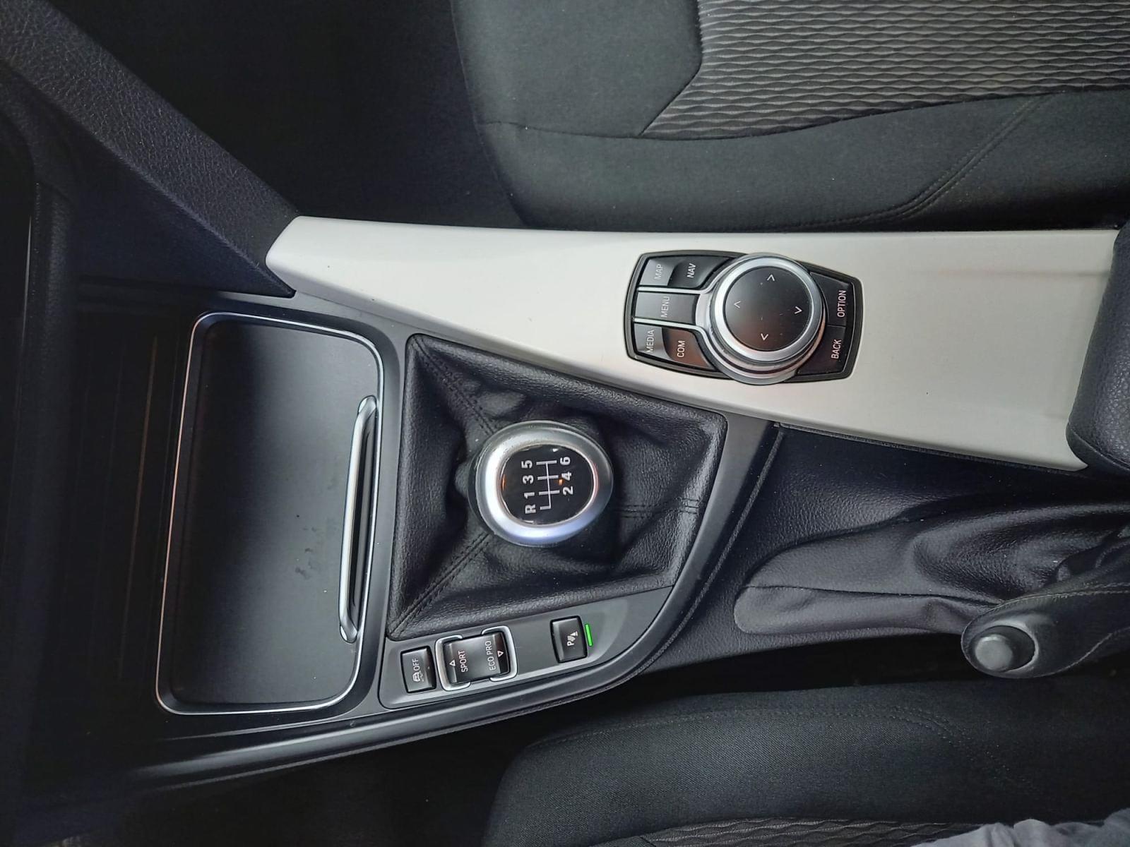 BMW SERIE 3 REEKS TOURING 318D (100 KW) 5D 20