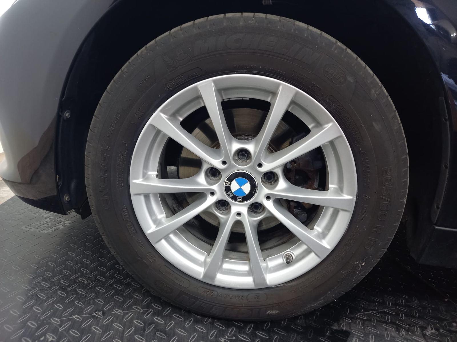 BMW SERIE 3 REEKS TOURING 318D (100 KW) 5D 23