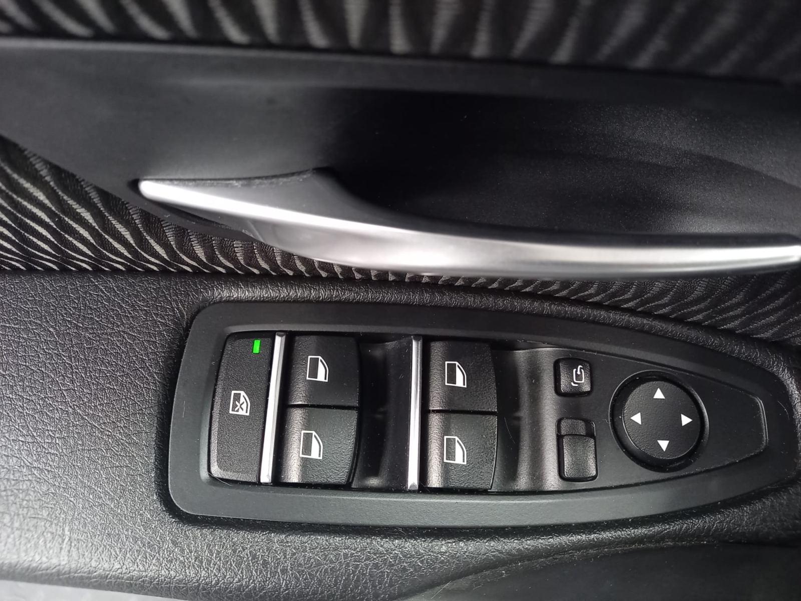 BMW SERIE 3 REEKS TOURING 318D (100 KW) 5D 31