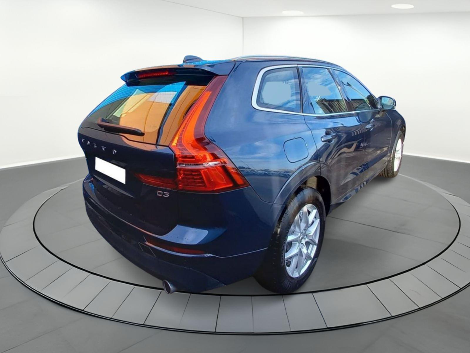 VOLVO XC60 2.0 D3 MOMENTUM ADBLUE (EU6D-T) 3 