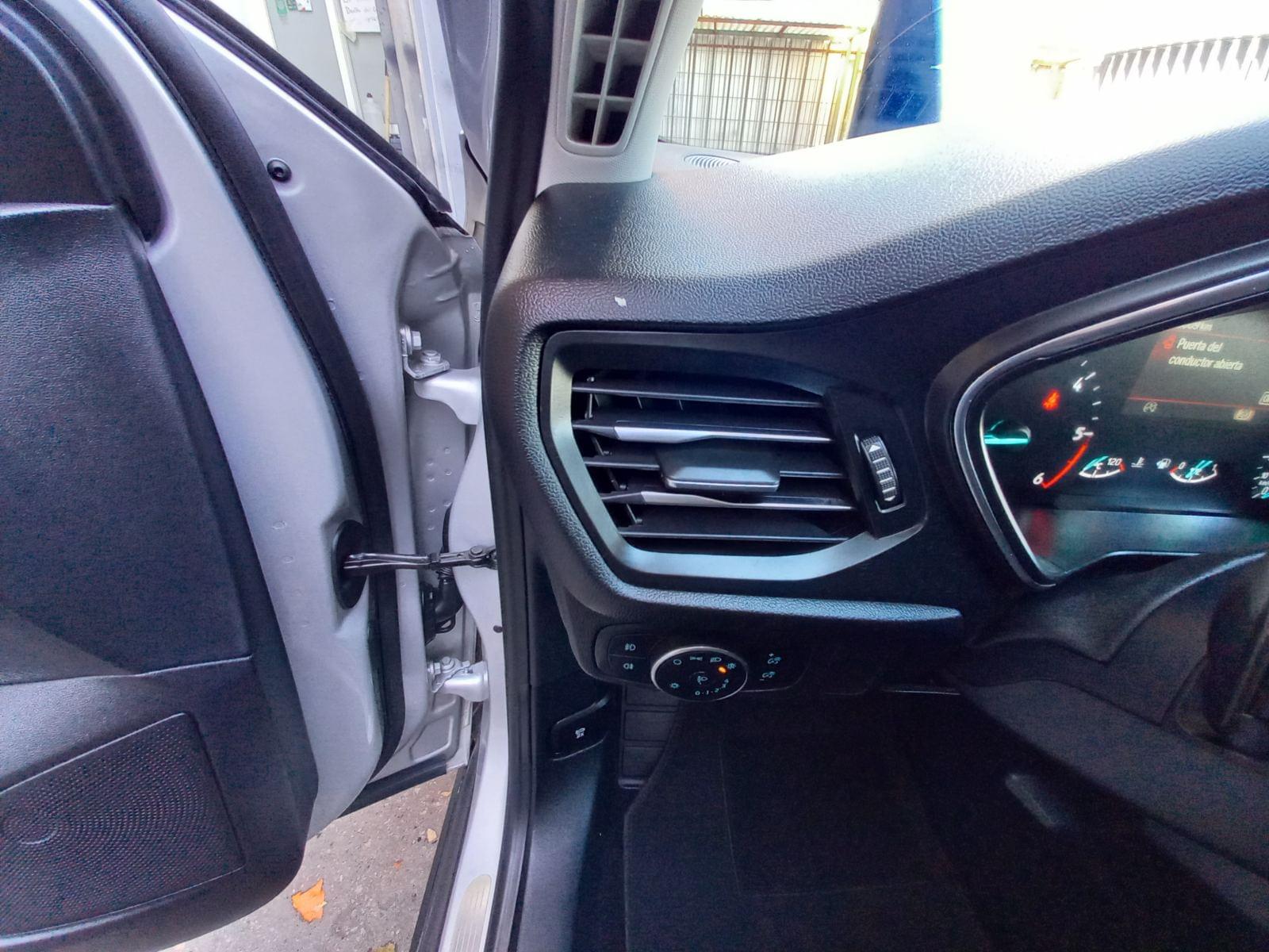 FORD FOCUS 1.5 ECOBLUE 88 KW TITANIUM 12 