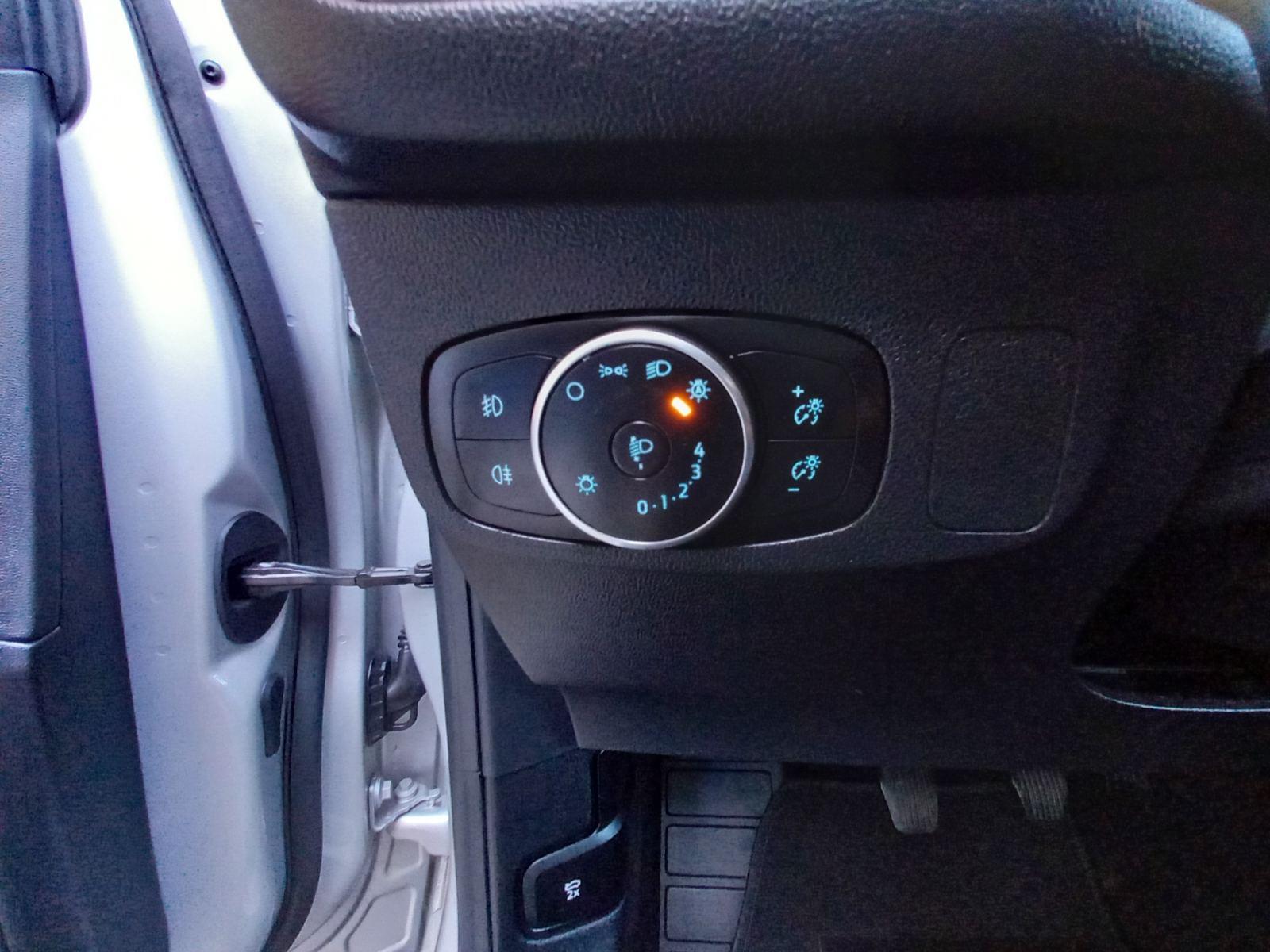 FORD FOCUS 1.5 ECOBLUE 88 KW TITANIUM 13 