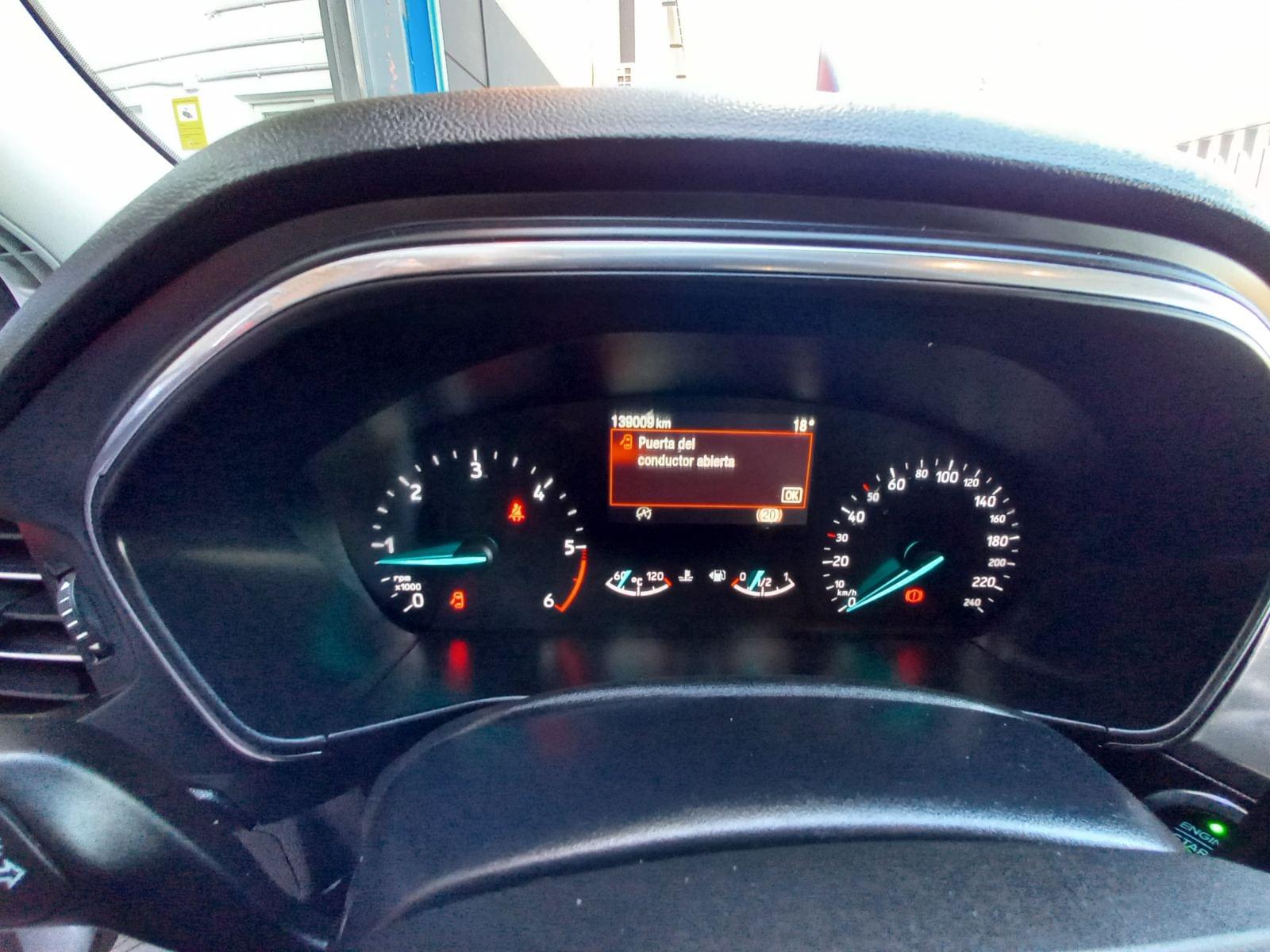 FORD FOCUS 1.5 ECOBLUE 88 KW TITANIUM 19 