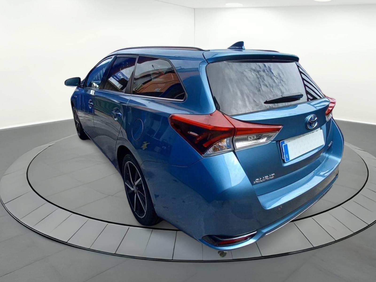 TOYOTA AURIS 1.8 140H FEEL! EDITION TOURING SPO 6 