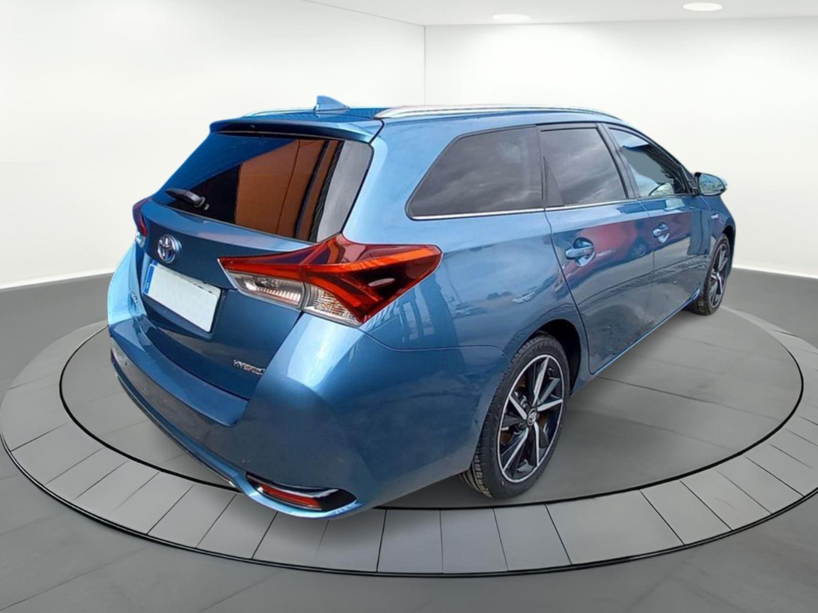 TOYOTA AURIS 1.8 140H FEEL! EDITION TOURING SPO 4 