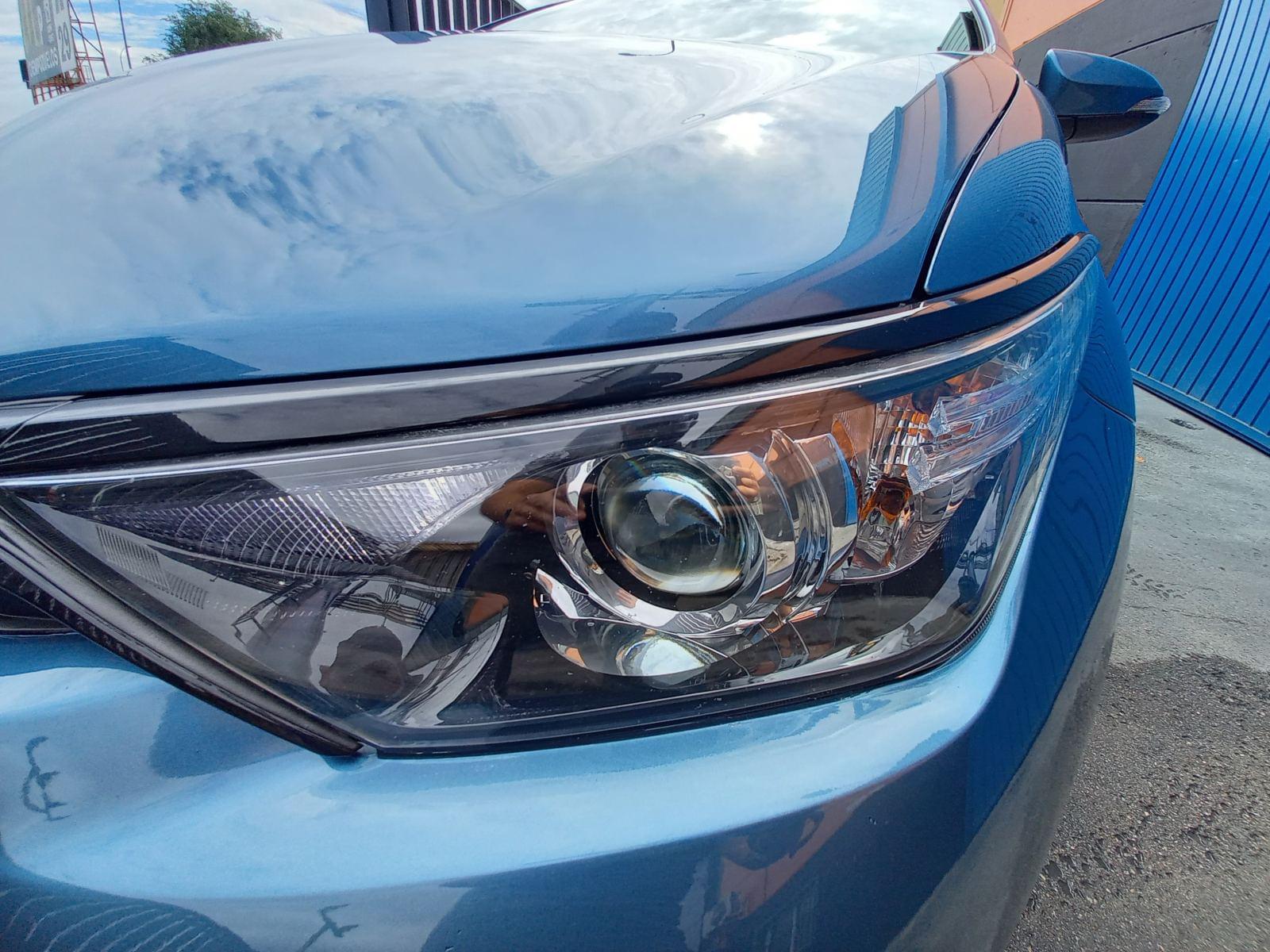TOYOTA AURIS 1.8 140H FEEL! EDITION TOURING SPO 8 