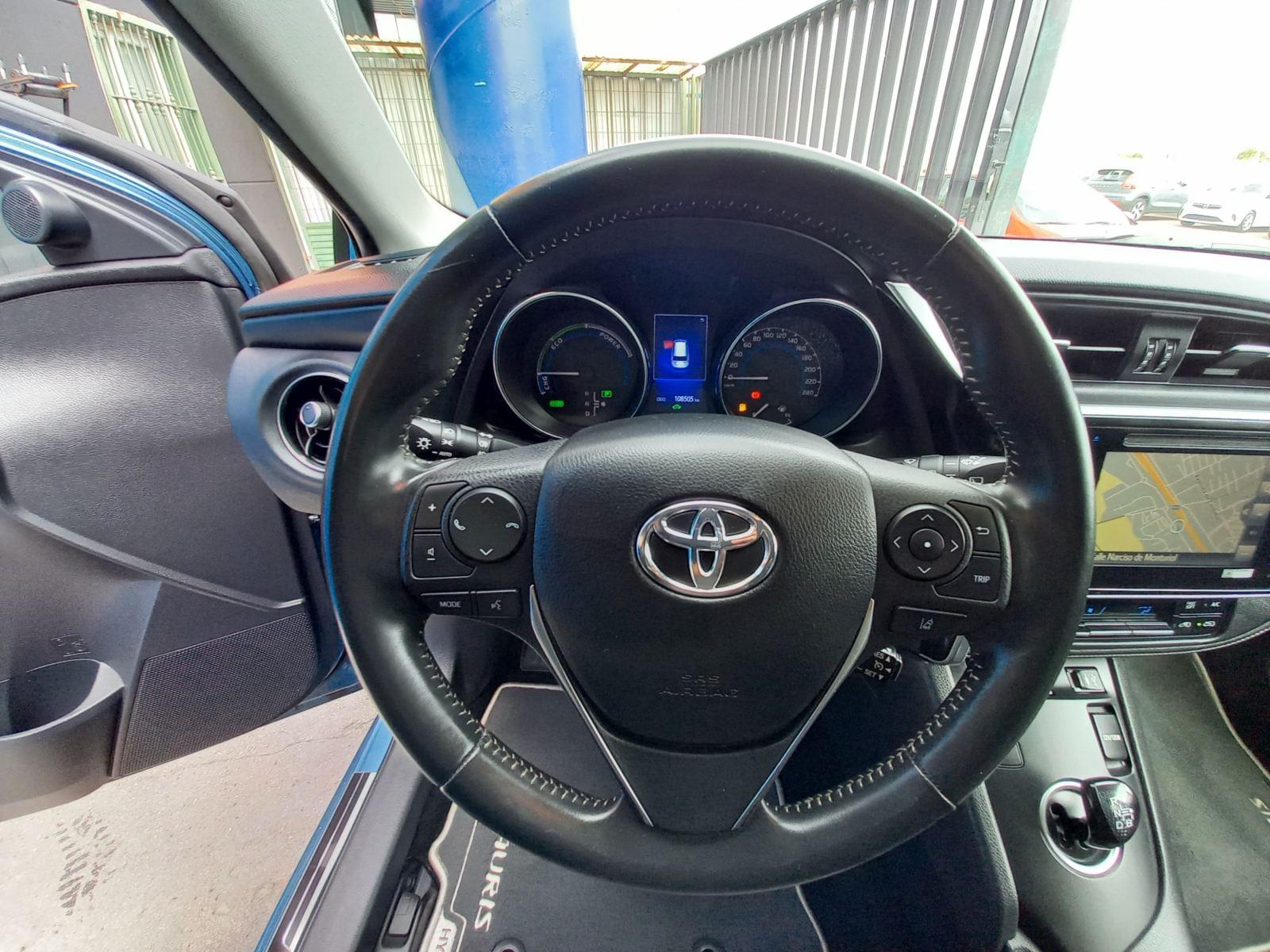 TOYOTA AURIS 1.8 140H FEEL! EDITION TOURING SPO 17 