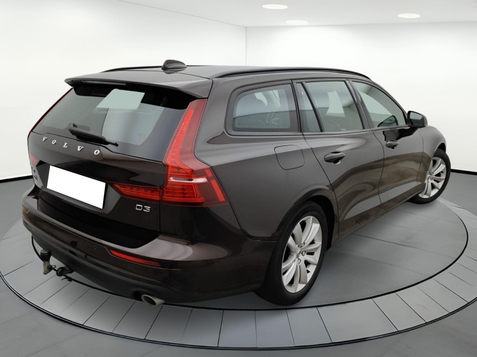 VOLVO V60 D3 MOMENTUM 5D 4 