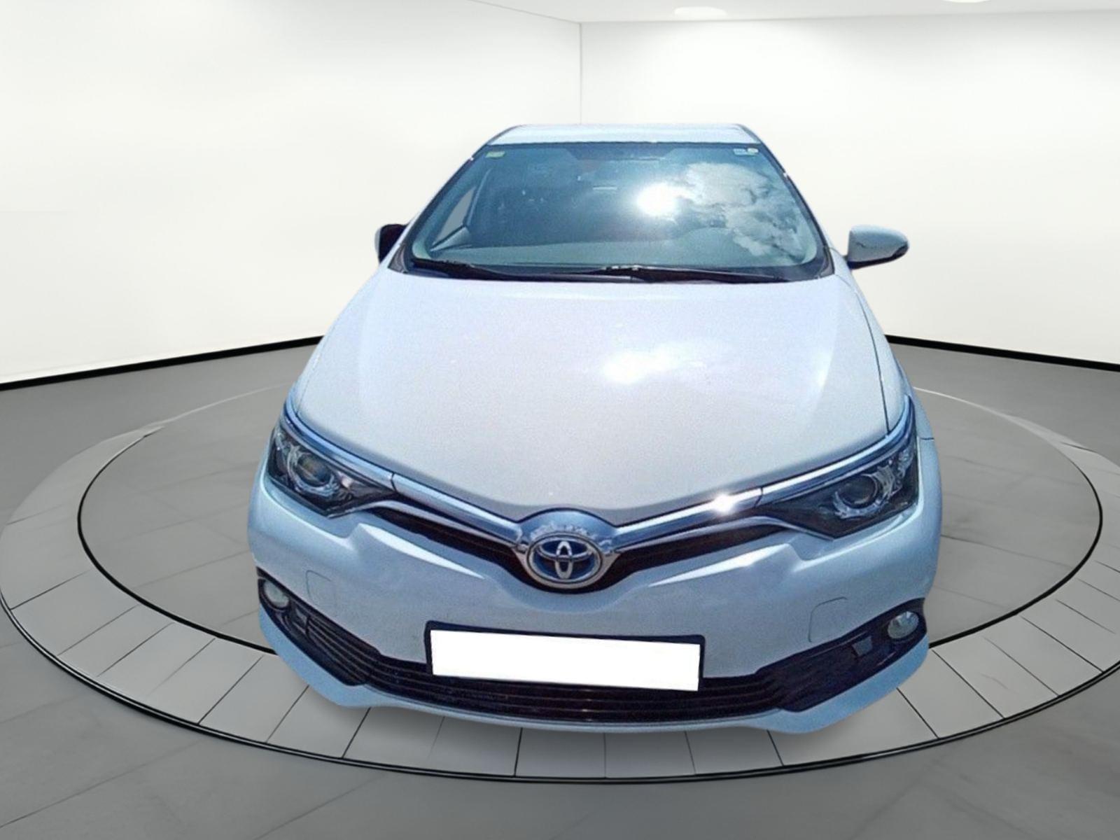 TOYOTA AURIS 1.8 140H Hybrid Active (Business Plus) 2 