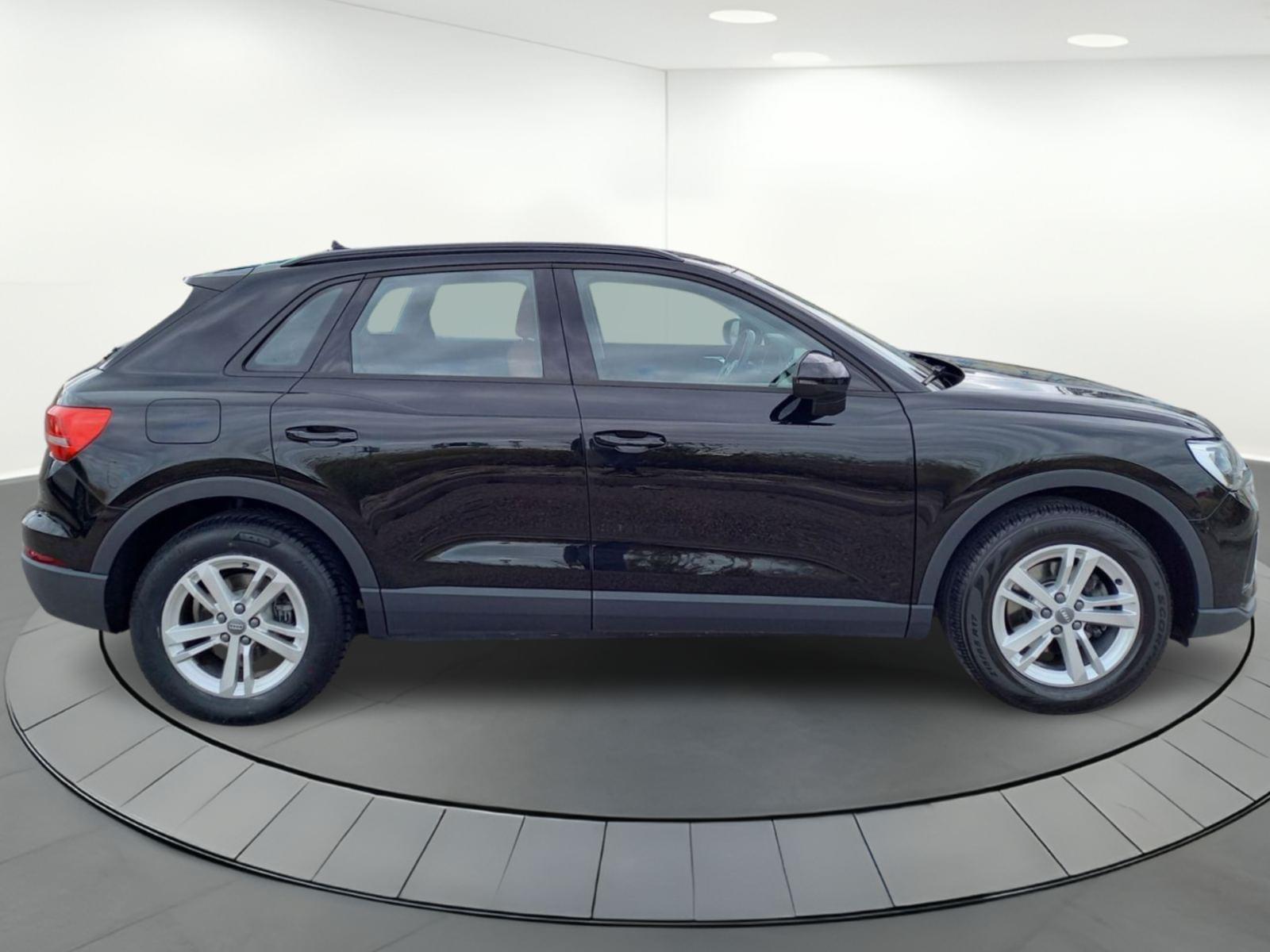 AUDI Q3 35 TDI BUSINESS EDITION S TRON 5 